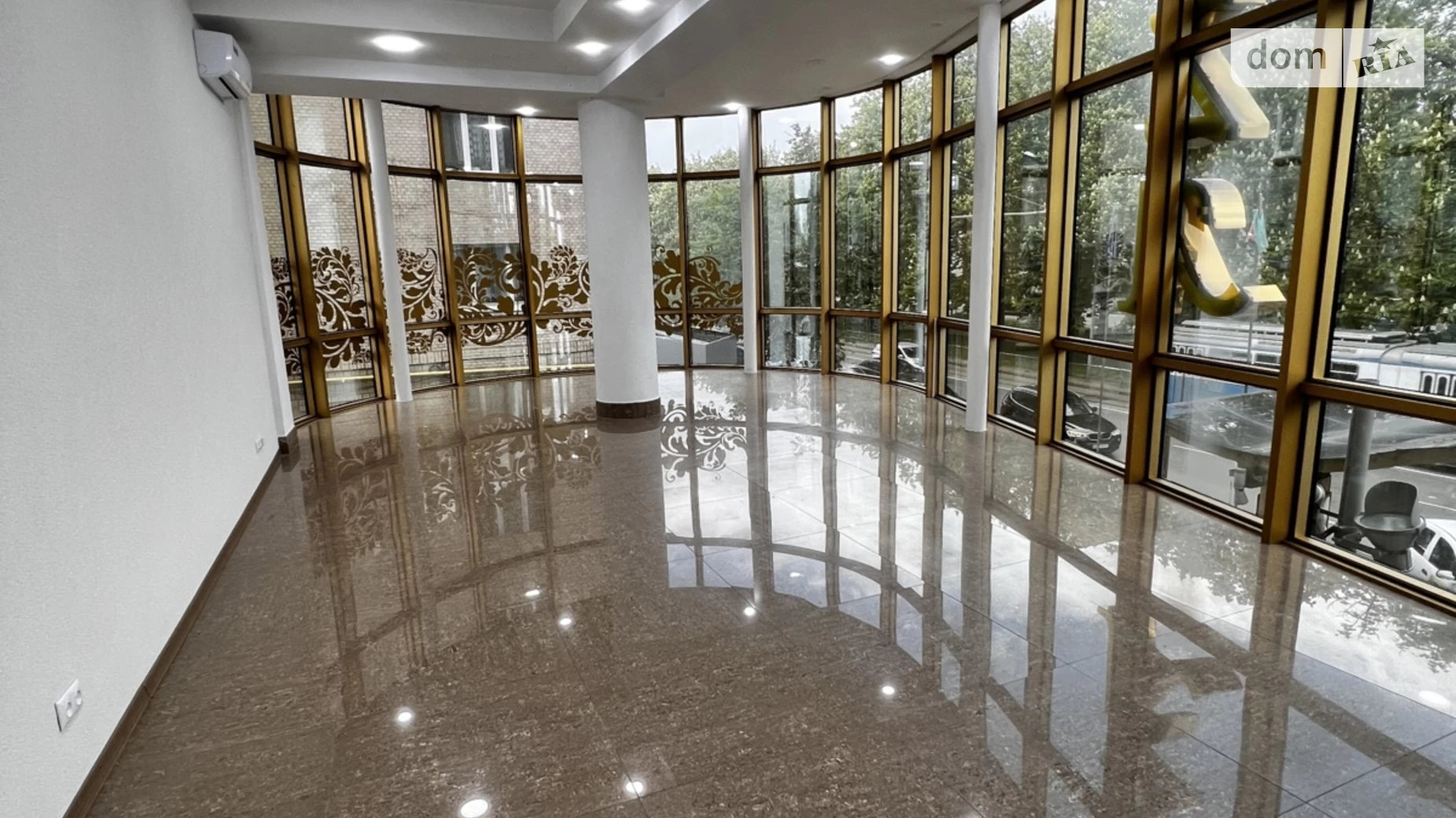 Сдается в аренду офис 60 кв. м в бизнес-центре, цена: 420 грн - фото 4