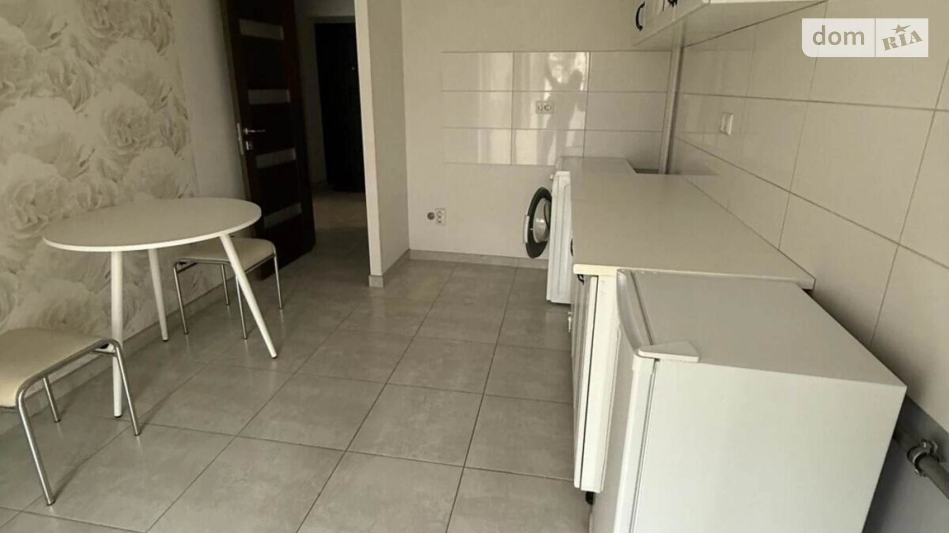 Продается 1-комнатная квартира 37.4 кв. м в Угринове, ул. Леси Украинки - фото 2