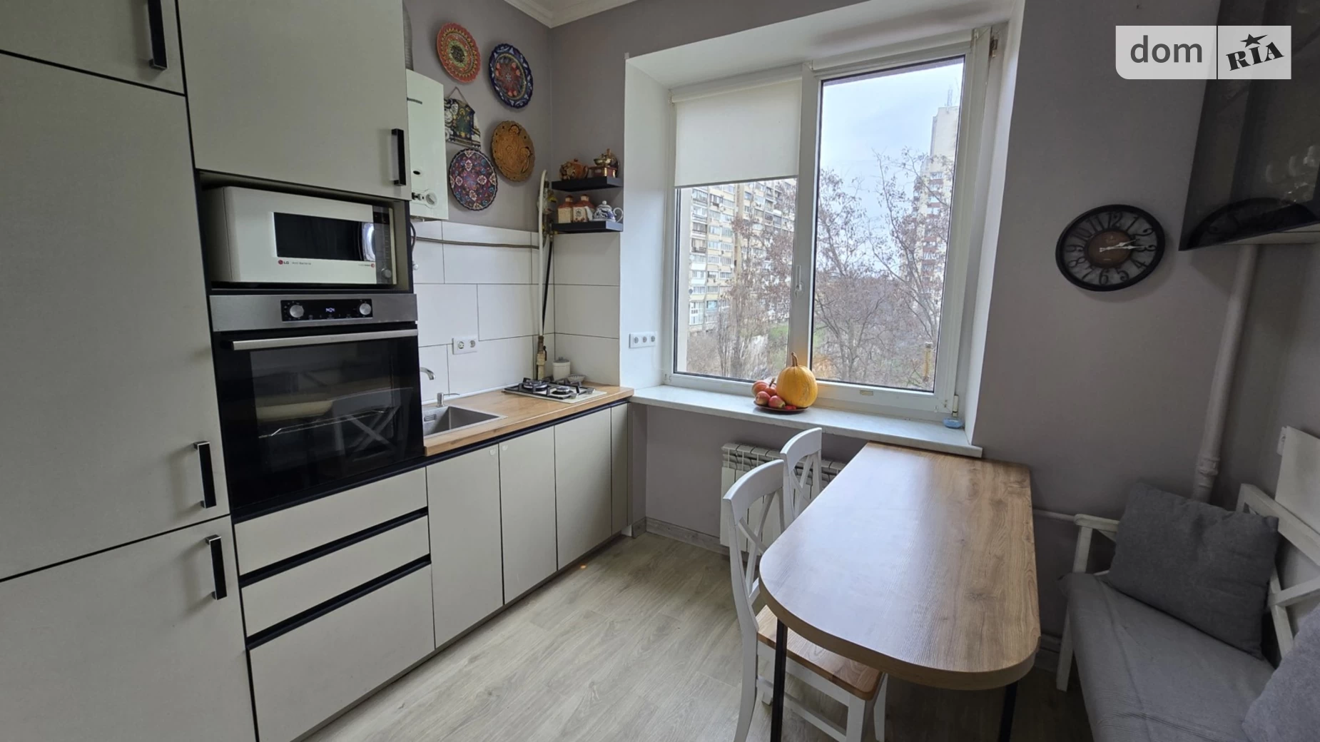 Продается 2-комнатная квартира 56 кв. м в Киеве, бул. Леси Украинки, 29 - фото 3