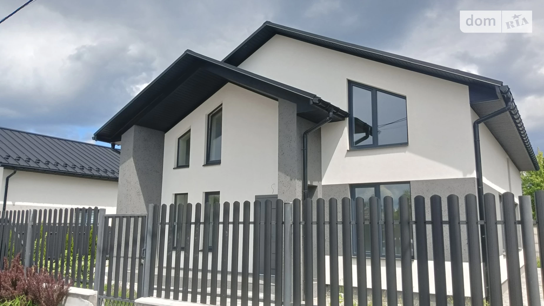 Продается дом на 2 этажа 156 кв. м с верандой, цена: 135000 $ - фото 2