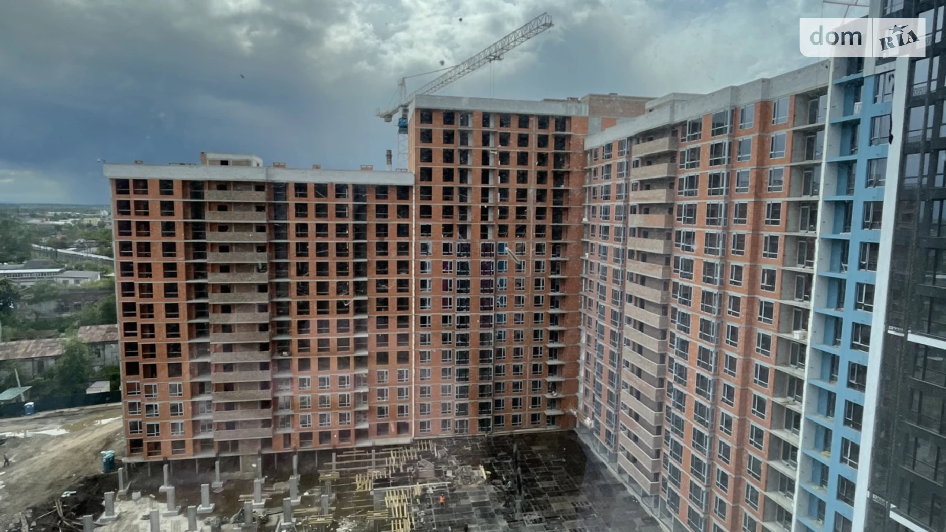 Продается 2-комнатная квартира 62 кв. м в Ивано-Франковске, ул. Хриплинская - фото 5