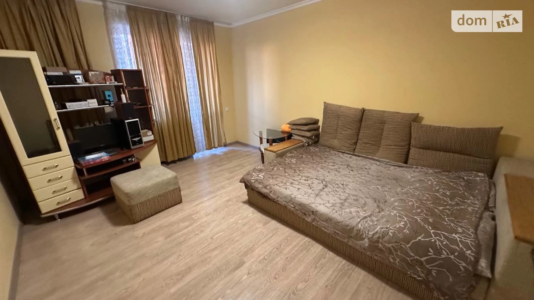 Продается 1-комнатная квартира 48 кв. м в Ивано-Франковске, ул. Надречная - фото 4