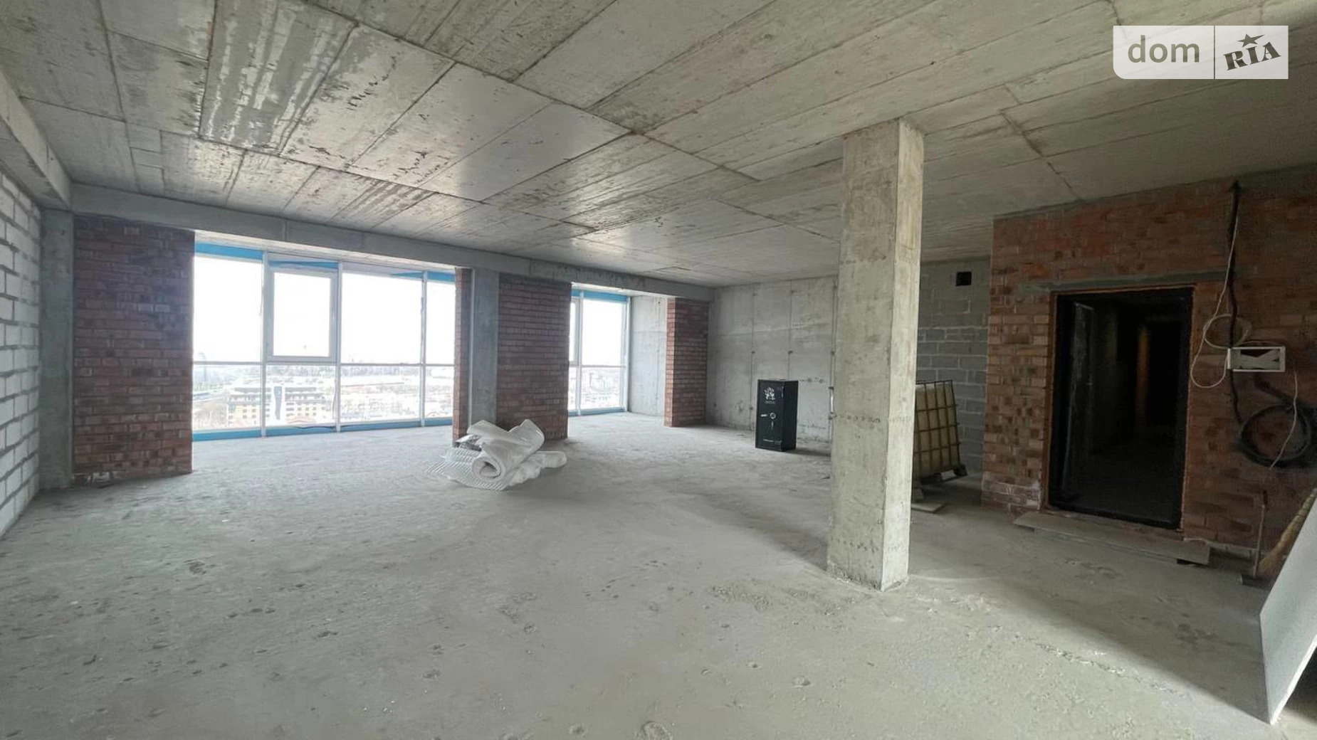 Продается 1-комнатная квартира 110.1 кв. м в Днепре, просп. Науки(Гагарина), 112А - фото 2