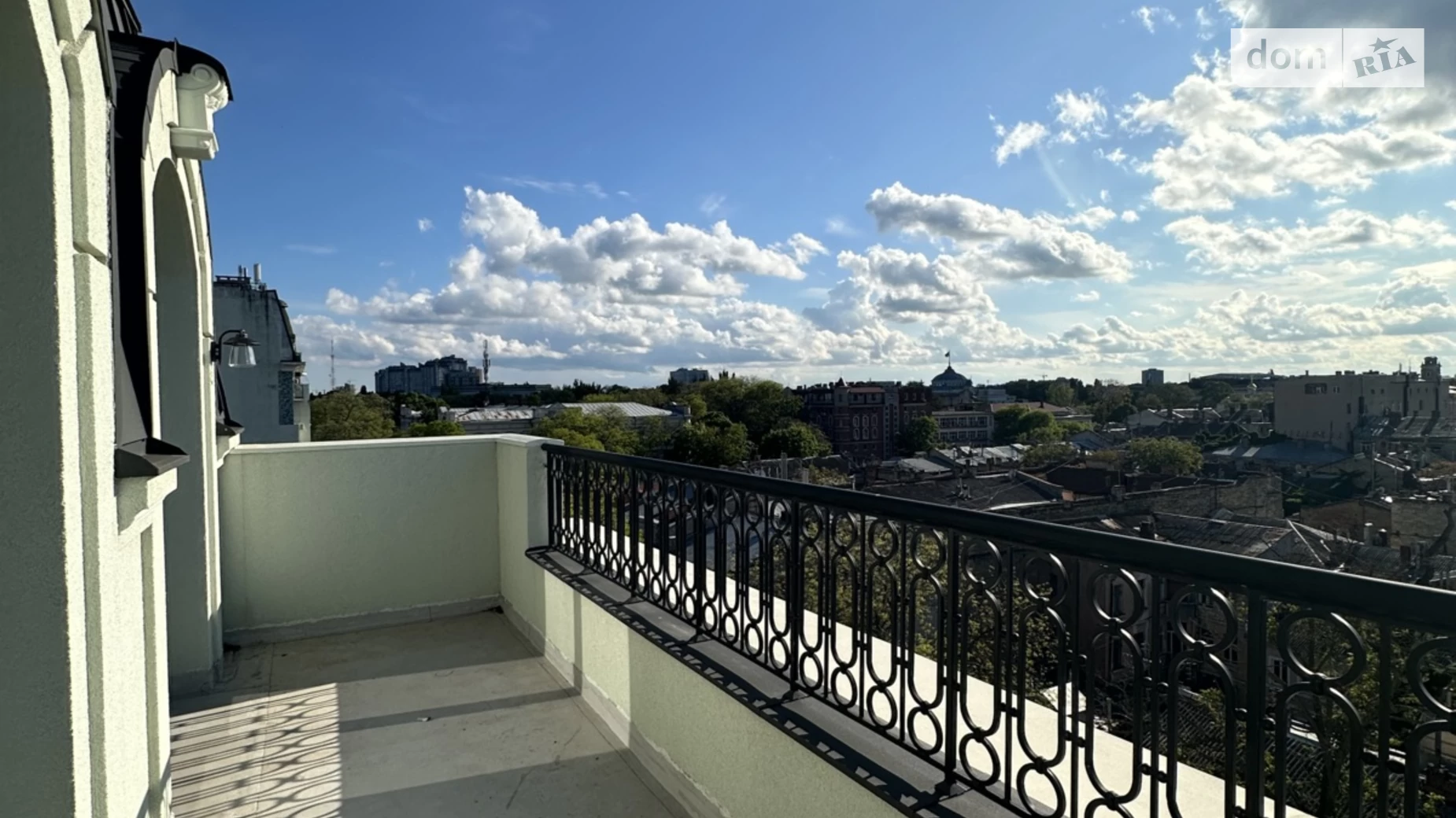 Продается 3-комнатная квартира 95.9 кв. м в Одессе, ул. Гимназическая, 13 - фото 2