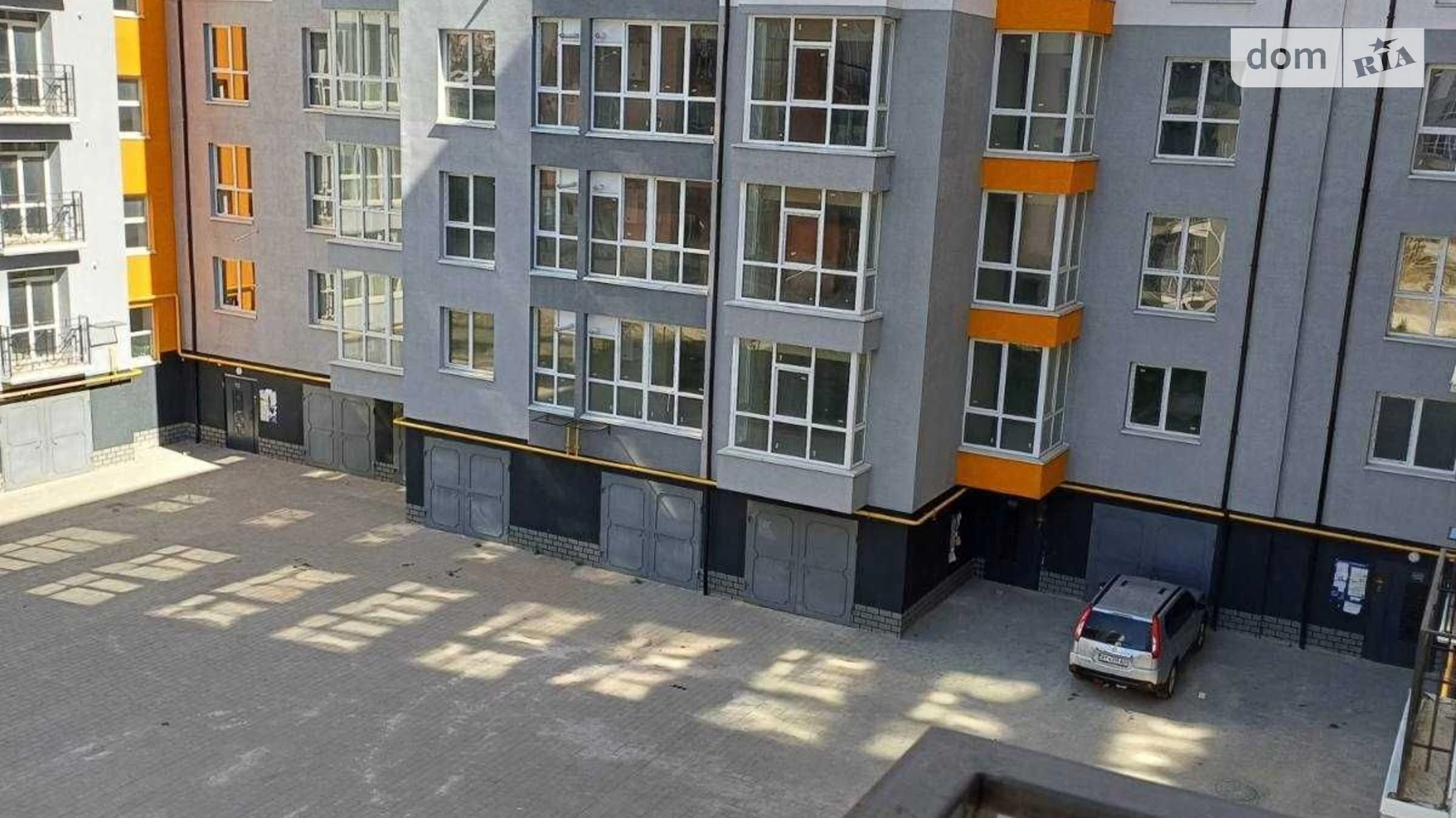 Продается 2-комнатная квартира 69 кв. м в Ивано-Франковске, ул. Химиков - фото 2
