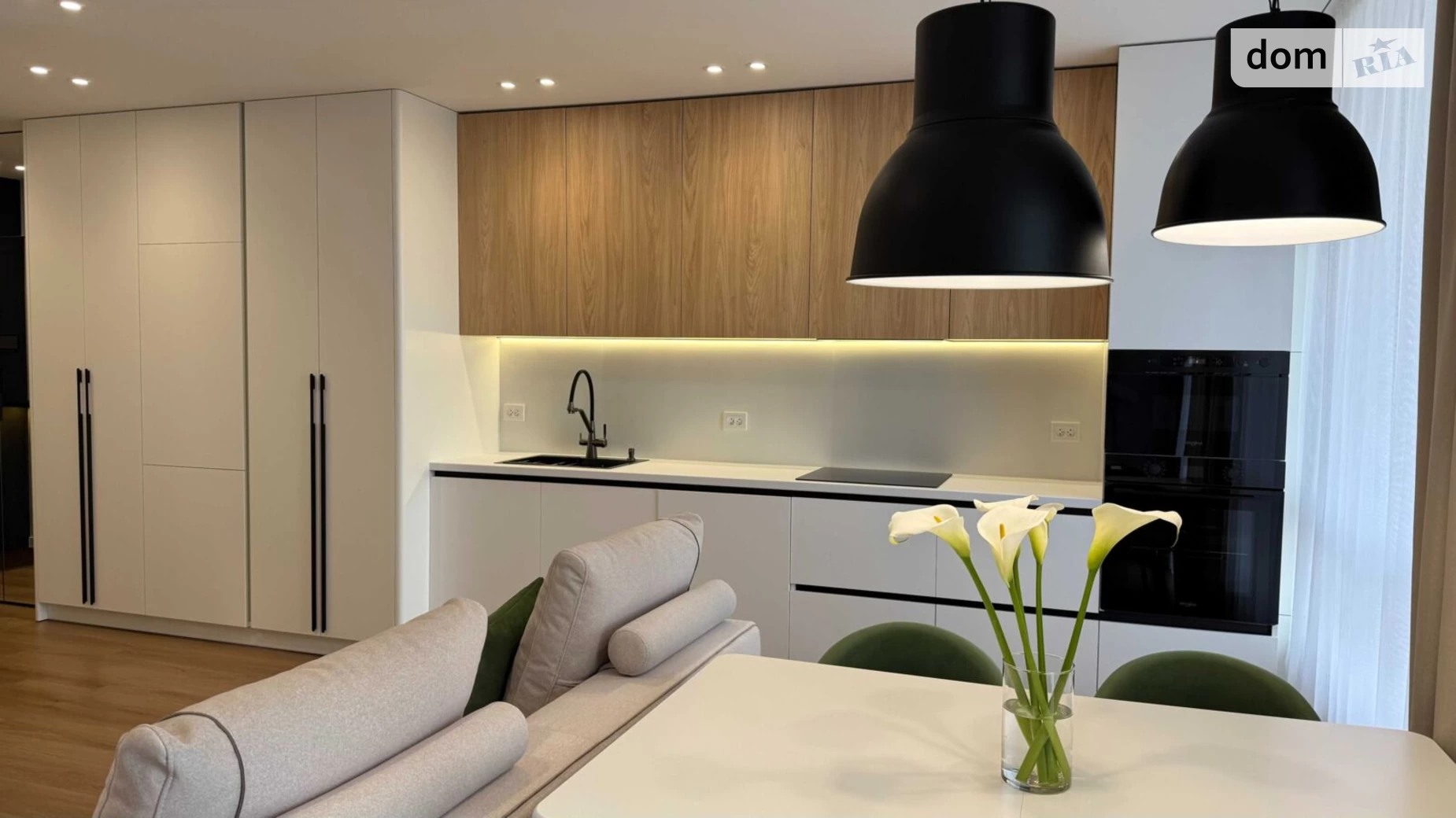 Продается 2-комнатная квартира 64 кв. м в, цена: 167000 $ - фото 3