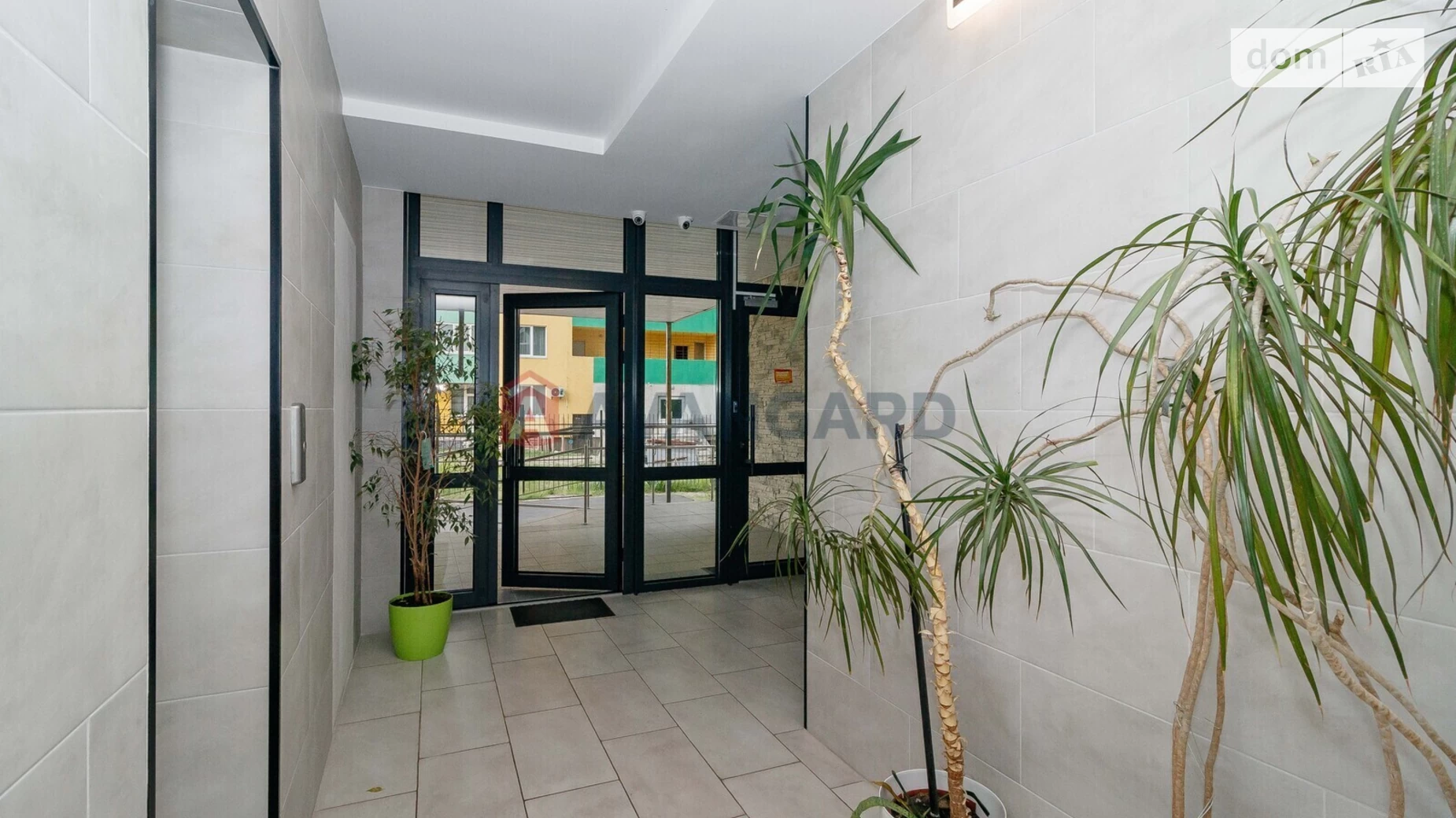 Продается 1-комнатная квартира 41.5 кв. м в Киеве, бул. Ярослава Гашека, 20 корпус 3 - фото 2