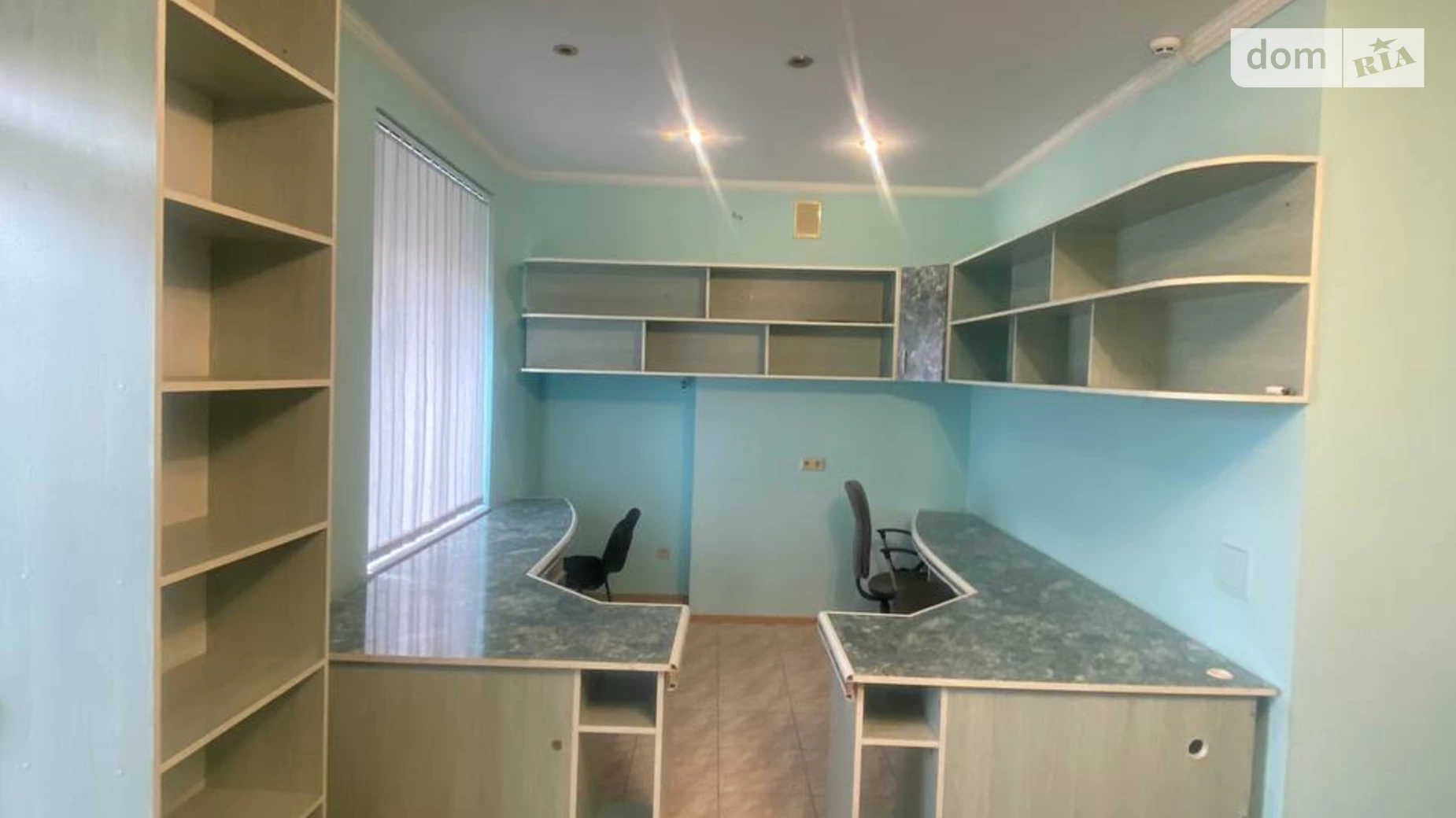 Сдается в аренду офис 37 кв. м в бизнес-центре, цена: 400 $ - фото 5