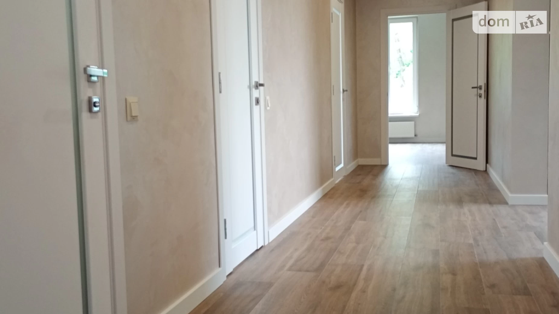 Продается одноэтажный дом 120 кв. м с верандой, цена: 150000 $ - фото 5