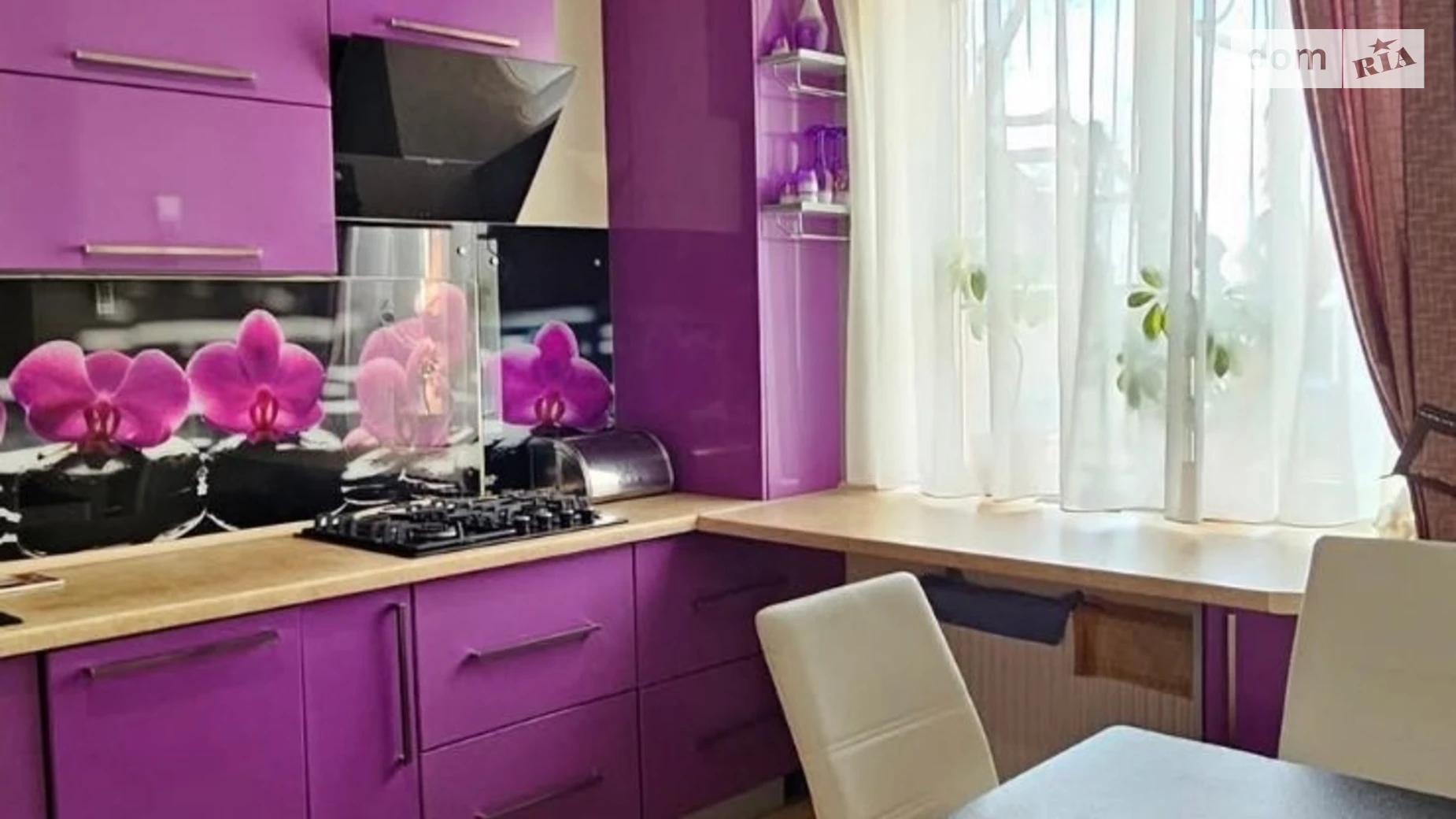 Продается дом на 2 этажа 120 кв. м с бассейном, цена: 115000 $ - фото 3