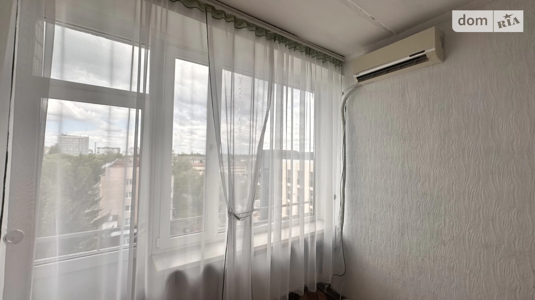Здається в оренду офіс 11.7 кв. м в бізнес-центрі, цена: 5616 грн - фото 2