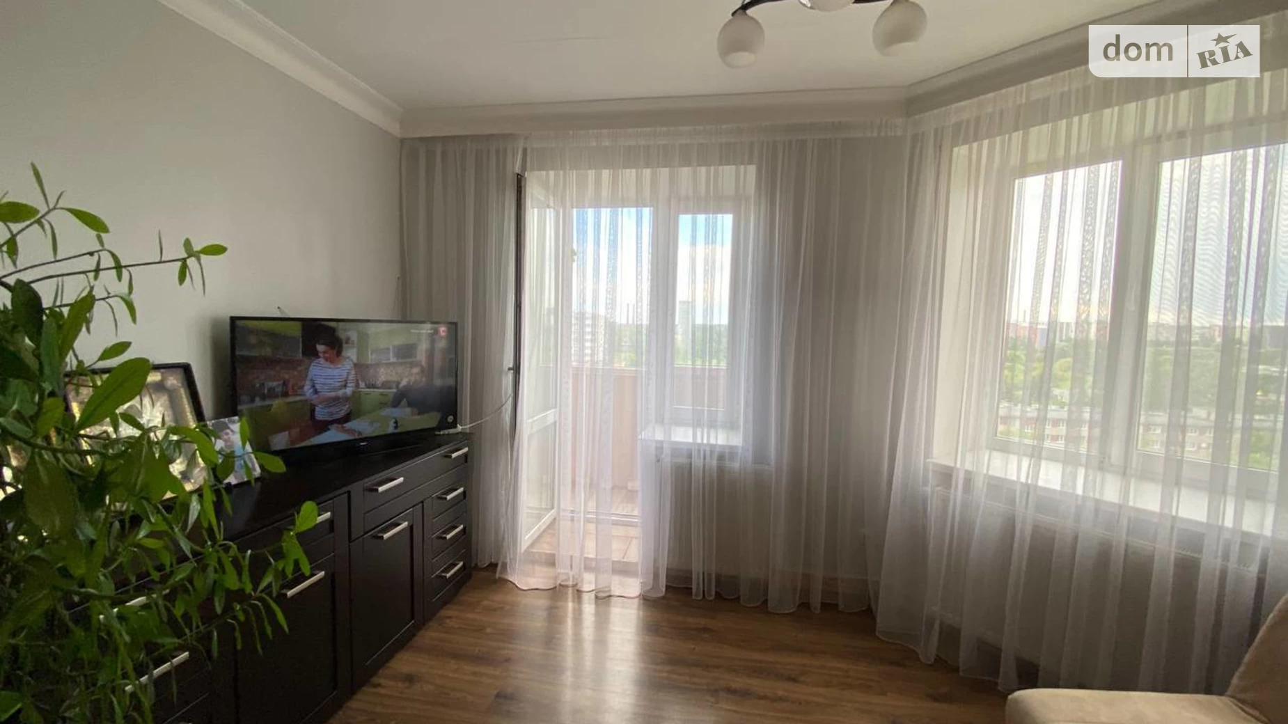 3-комнатная квартира 90 кв. м в Тернополе, просп. Злуки - фото 2