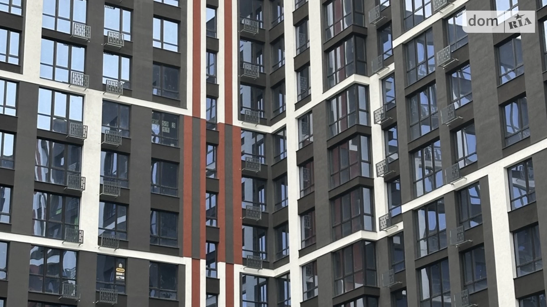 Продається 2-кімнатна квартира 69 кв. м у Івано-Франківську, вул. Хмельницького Богдана, 94 - фото 3