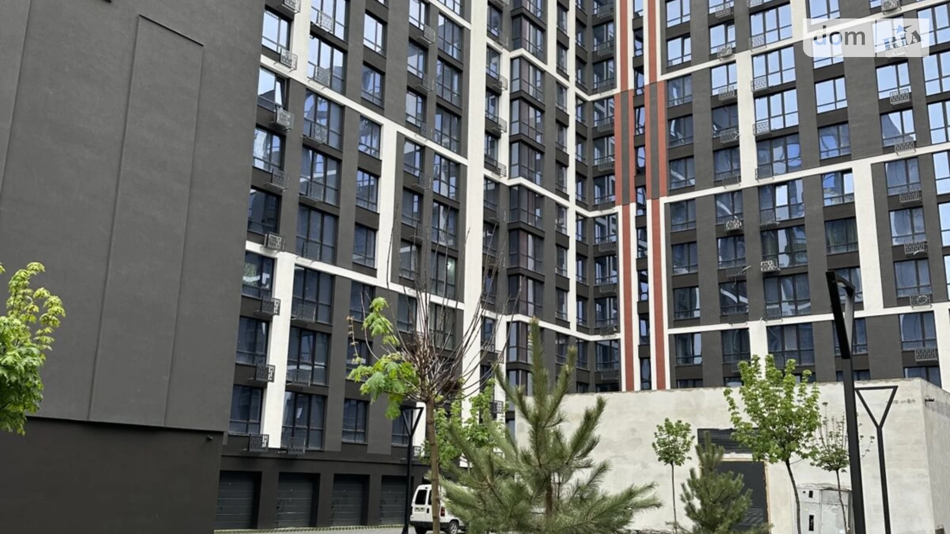 Продается 2-комнатная квартира 69 кв. м в Ивано-Франковске, ул. Хмельницкого Богдана, 94 - фото 4