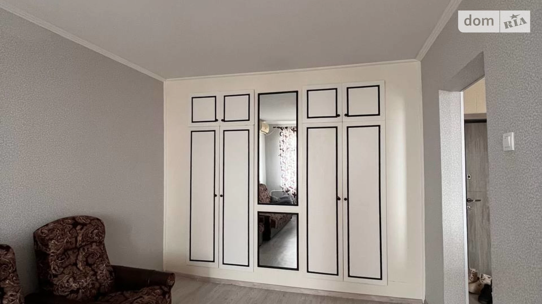 Продается 1-комнатная квартира 36 кв. м в Днепре, мас. Тополь-2, 32 - фото 2