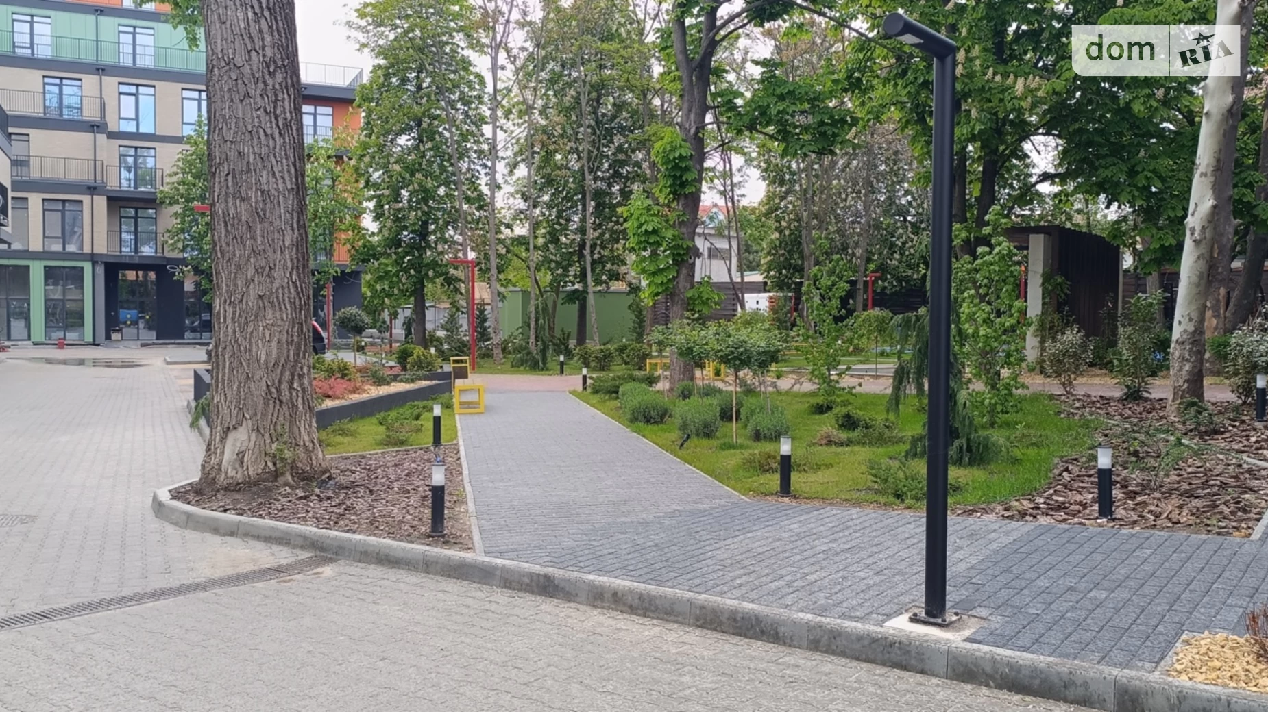 Продается 1-комнатная квартира 30 кв. м в Одессе, ул. Дачная, 28 - фото 2