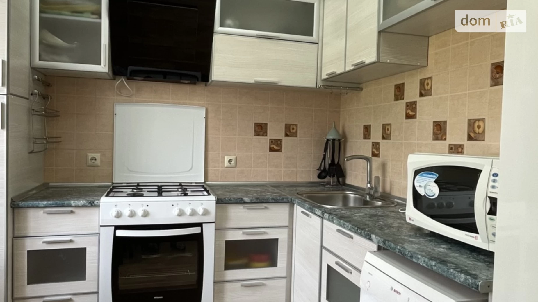 Продается 2-комнатная квартира 54 кв. м в, цена: 25000 $ - фото 2