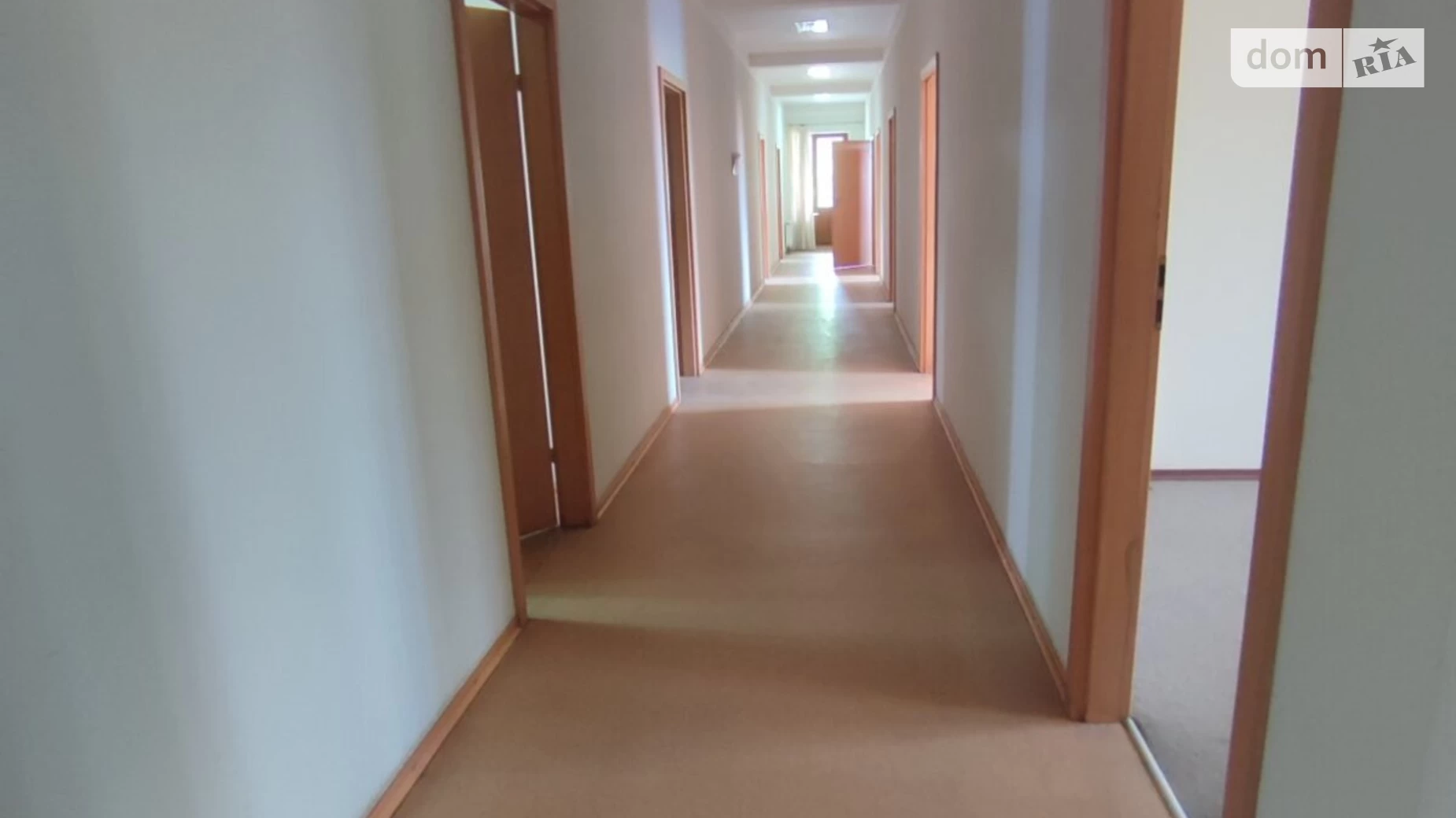 Сдается в аренду офис 239 кв. м в бизнес-центре, цена: 35850 грн - фото 5