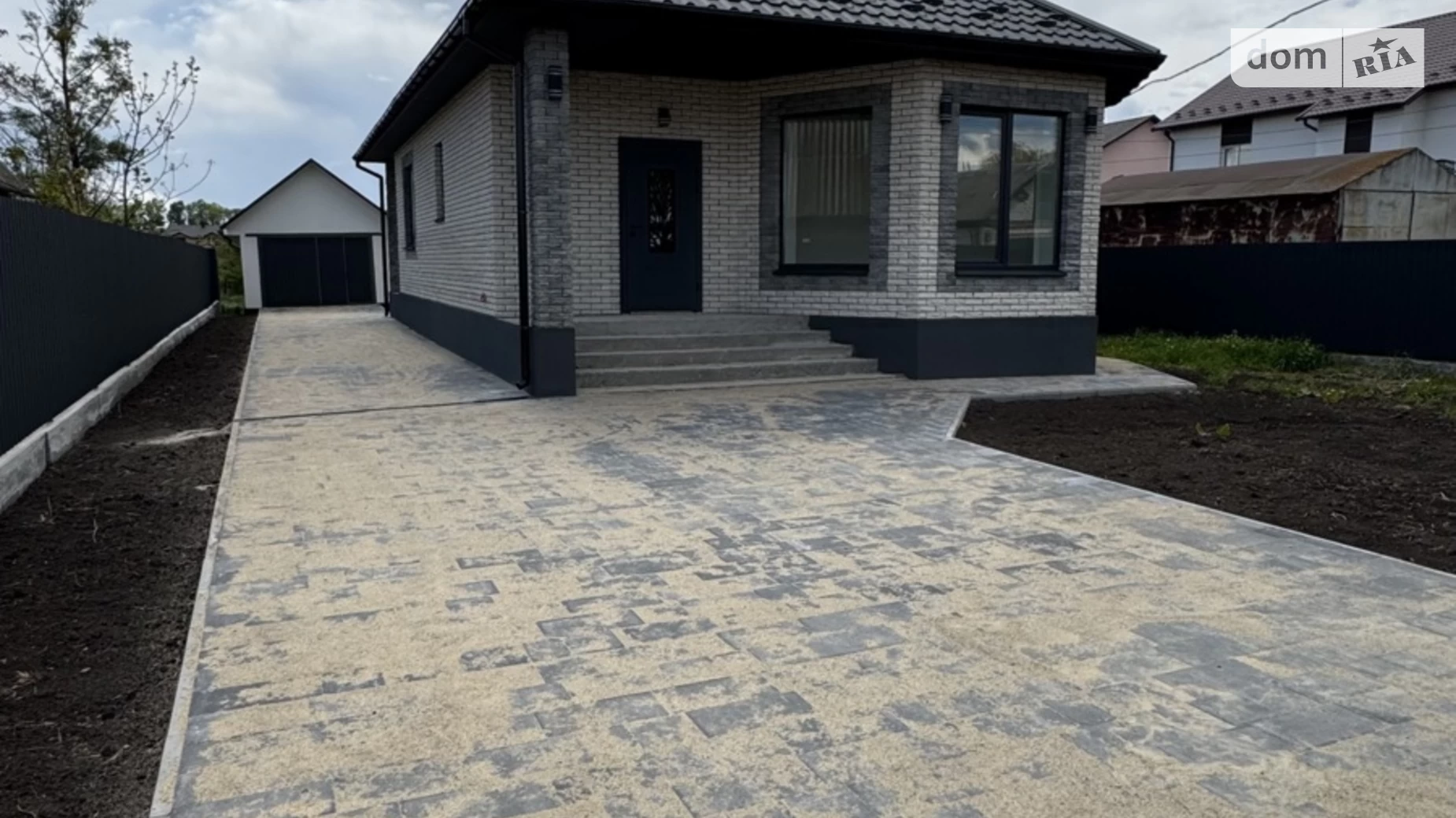 Продается одноэтажный дом 95 кв. м с бассейном, цена: 105000 $ - фото 3