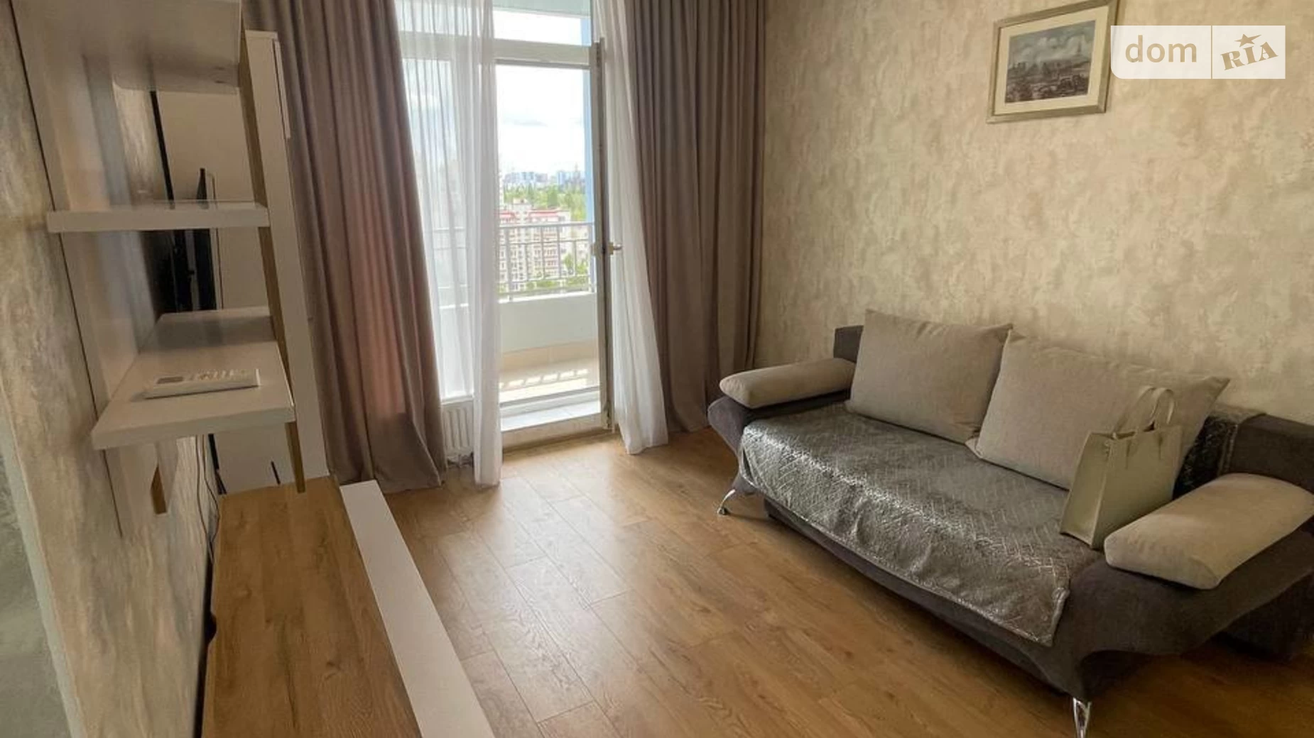 Продается 1-комнатная квартира 47 кв. м в Одессе, ул. Леси Украинки, 19А - фото 3