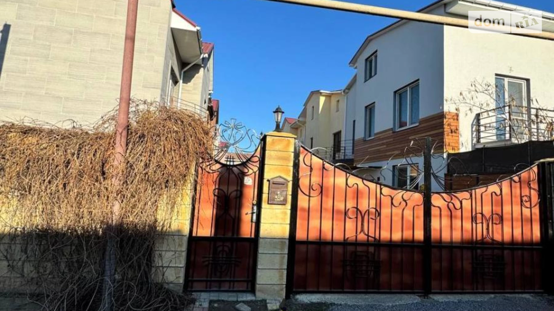Продается дом на 2 этажа 70 кв. м с подвалом, цена: 50000 $ - фото 3