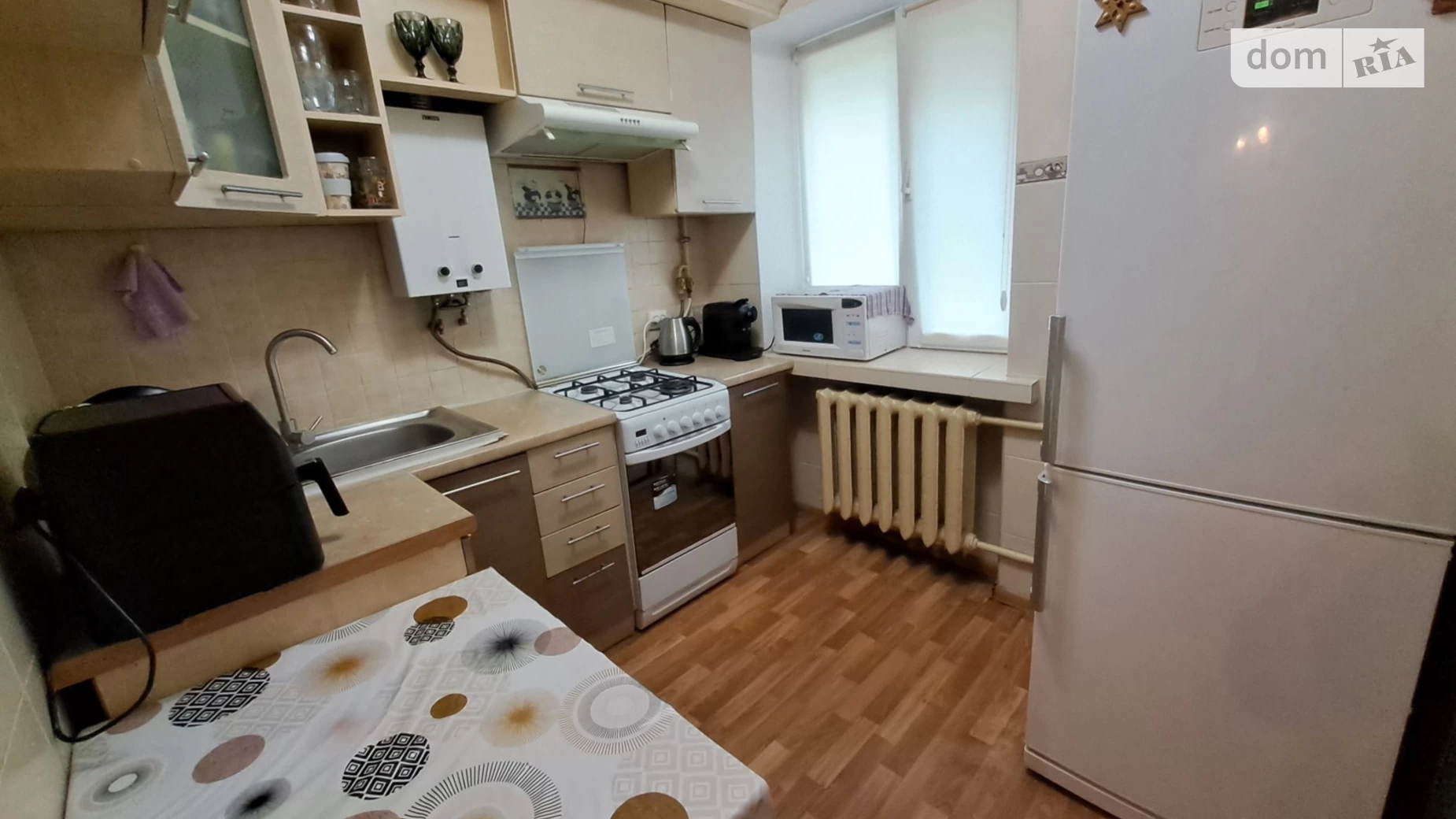 Продается 2-комнатная квартира 48 кв. м в Ровно, ул. Степана Бандеры, 15 - фото 2