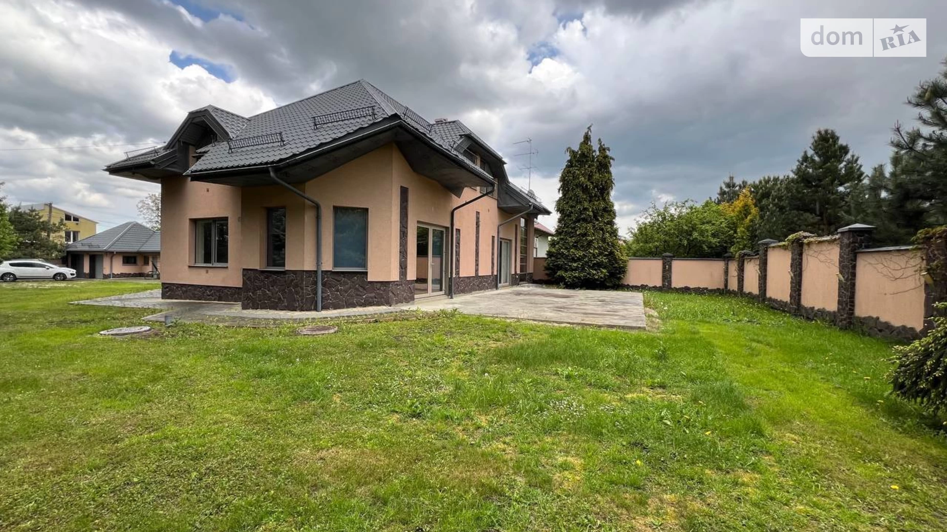 Продается дом на 2 этажа 300 кв. м с камином, цена: 324000 $ - фото 4