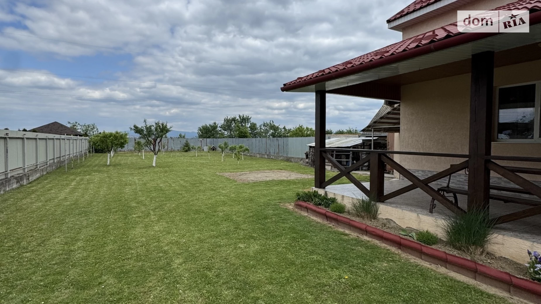 Продается дом на 2 этажа 231.6 кв. м с садом, цена: 235000 $ - фото 2