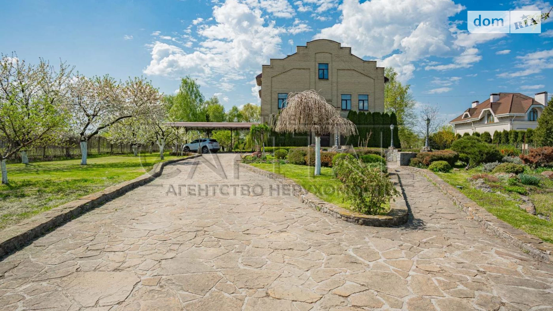 Продается дом на 3 этажа 380 кв. м с балконом, цена: 560000 $ - фото 3