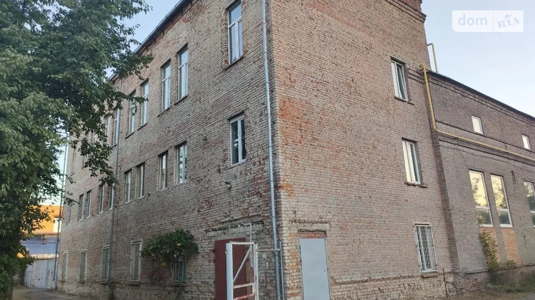 Продается помещения свободного назначения 1211 кв. м в 3-этажном здании, цена: 370000 $ - фото 3