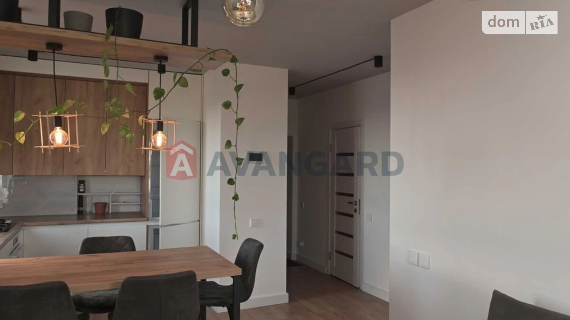 Продается 1-комнатная квартира 47 кв. м в Львове, цена: 115000 $ - фото 2