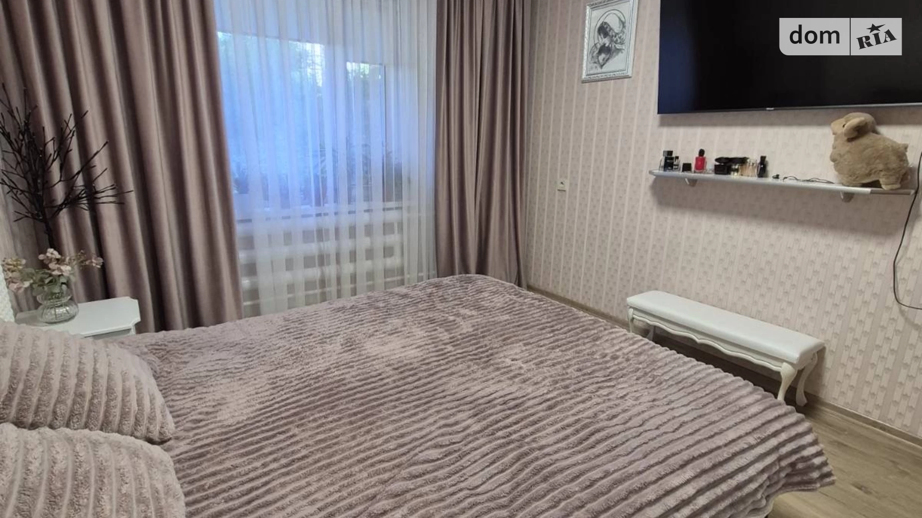 Продается 3-комнатная квартира 65.7 кв. м в Белой Церкви, ул. Зенитного полка(Некрасова) - фото 2