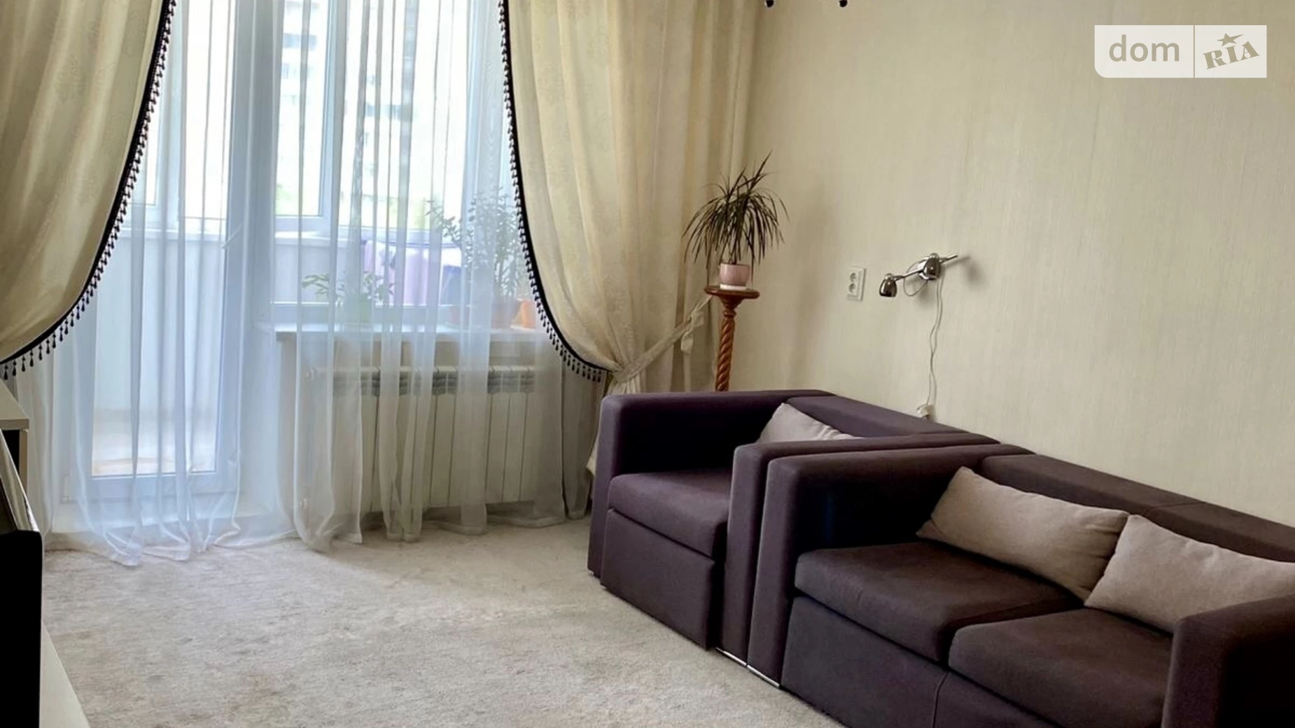 Продается 3-комнатная квартира 76.2 кв. м в Киеве, ул. Драгоманова, 23 - фото 2