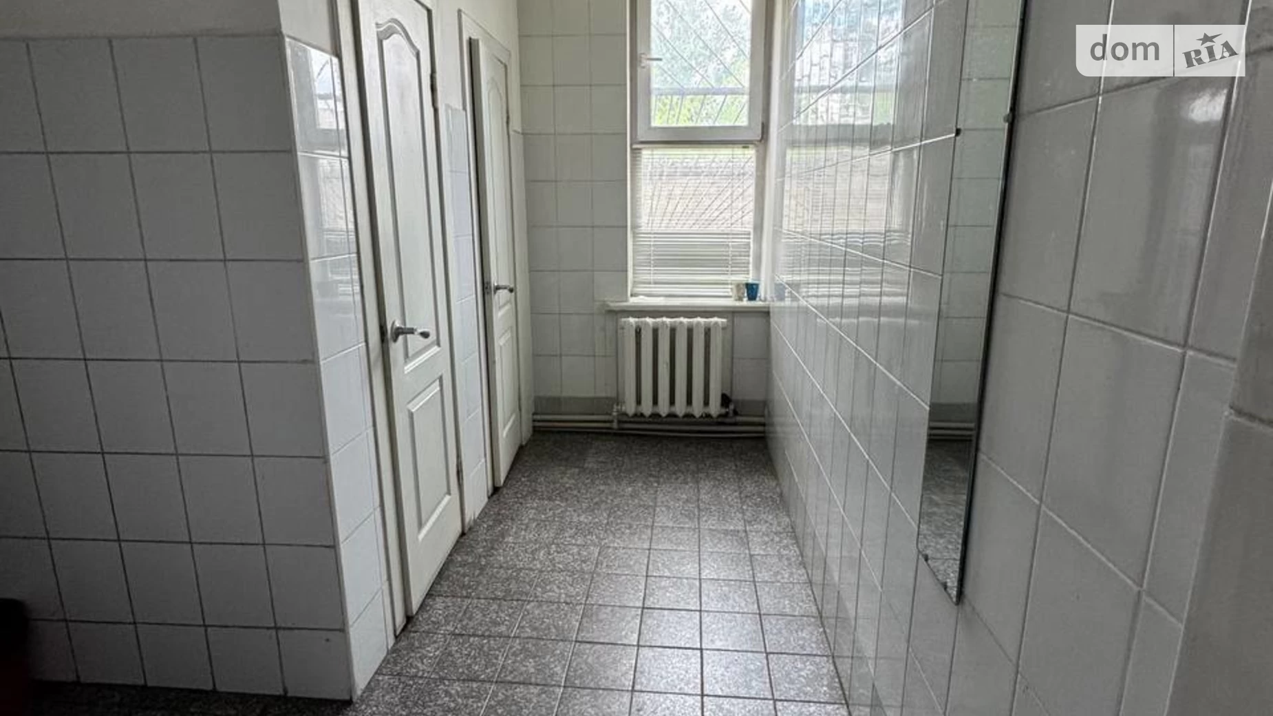 Здається в оренду офіс 46.5 кв. м в бізнес-центрі, цена: 11160 грн - фото 3