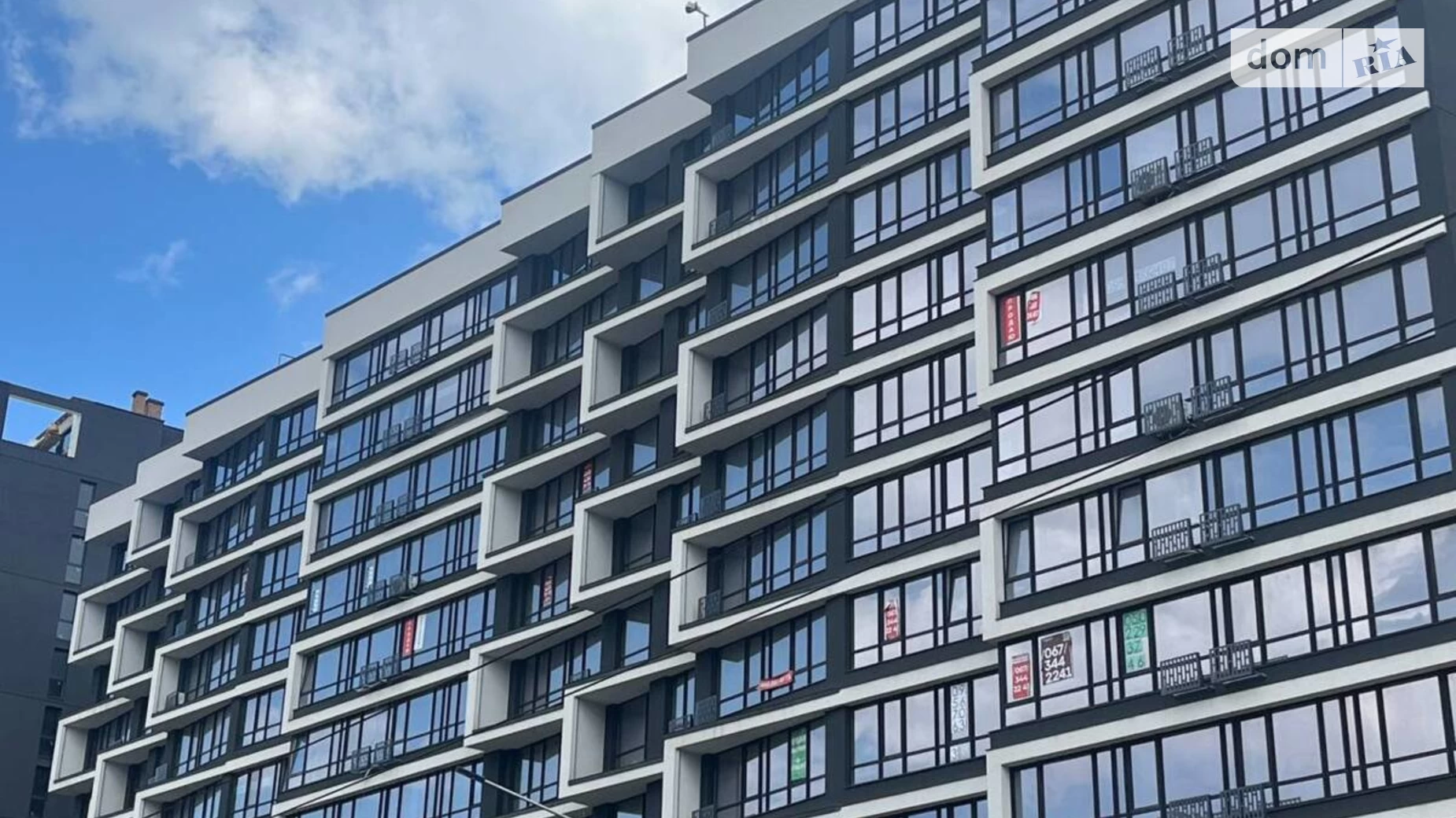 Продается 1-комнатная квартира 51 кв. м в Ивано-Франковске, бул. Южный, 32Б - фото 3