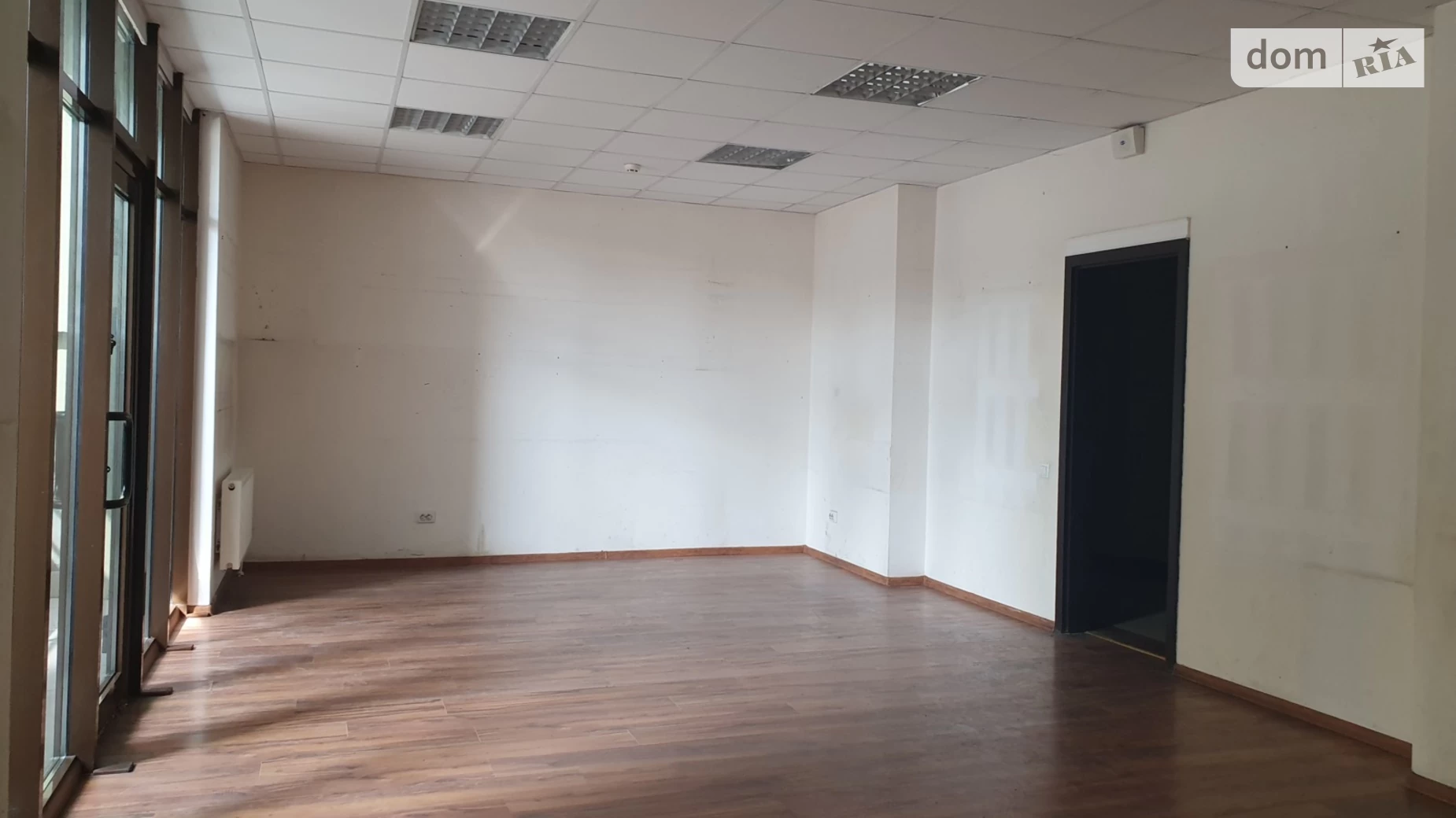 Здається в оренду офіс 94.7 кв. м в бізнес-центрі, цена: 947 $ - фото 3