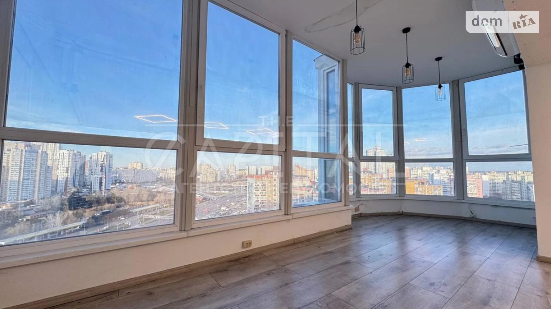 Сдается в аренду офис 110 кв. м в бизнес-центре, цена: 1500 $ - фото 2