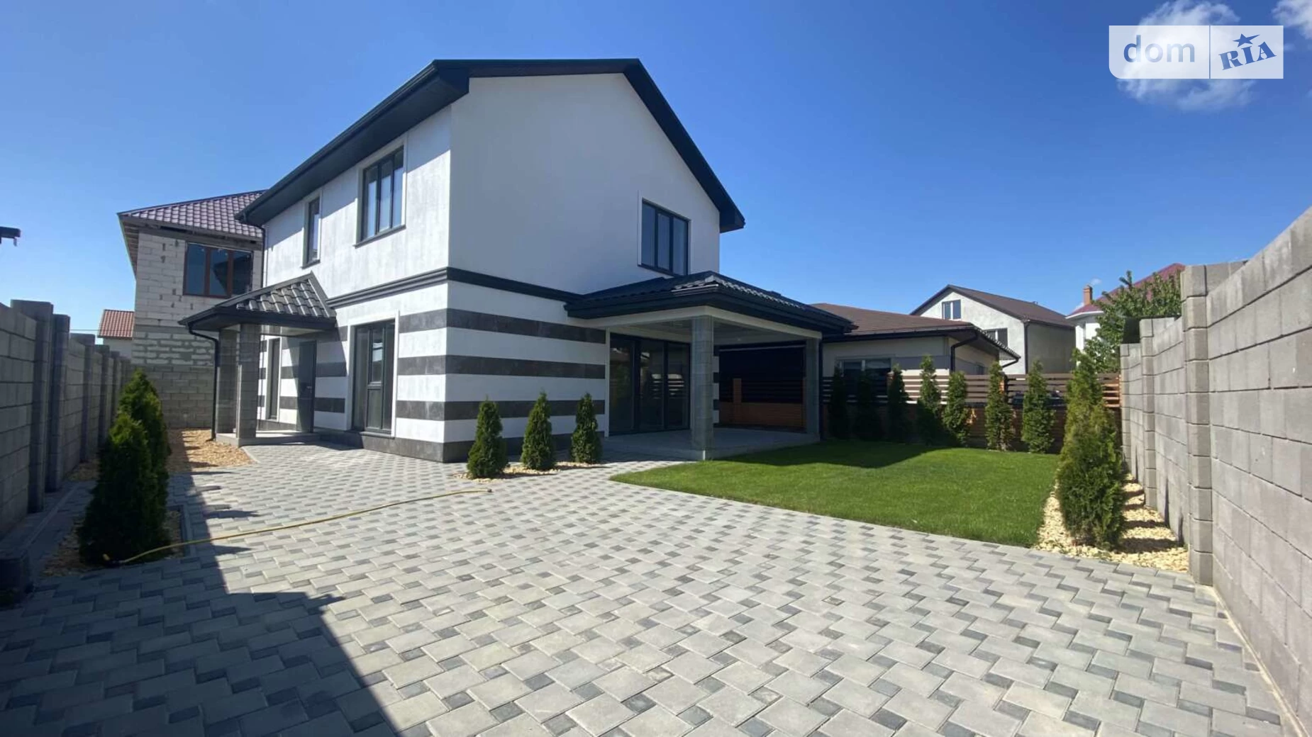 Продается дом на 2 этажа 135 кв. м с верандой, цена: 105000 $ - фото 2
