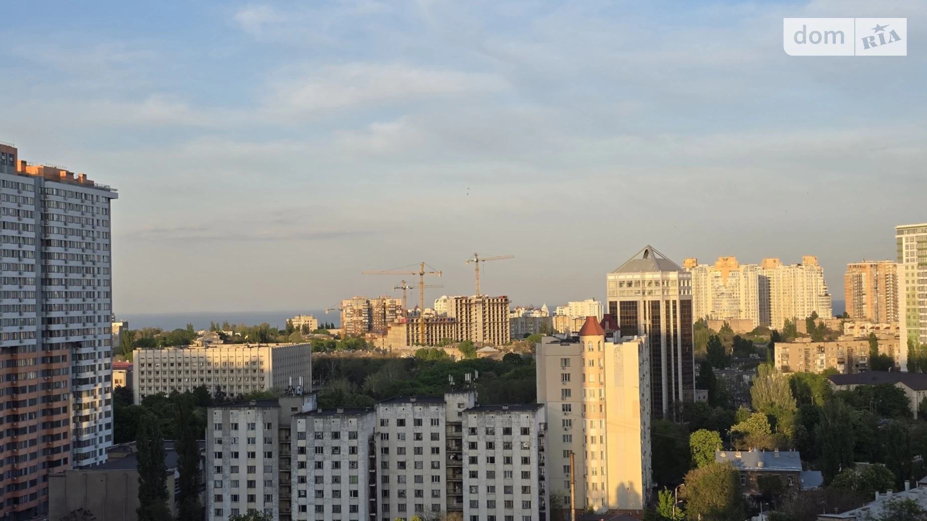 Продается 1-комнатная квартира 44.1 кв. м в Одессе, ул. Среднефонтанская, 35 - фото 2