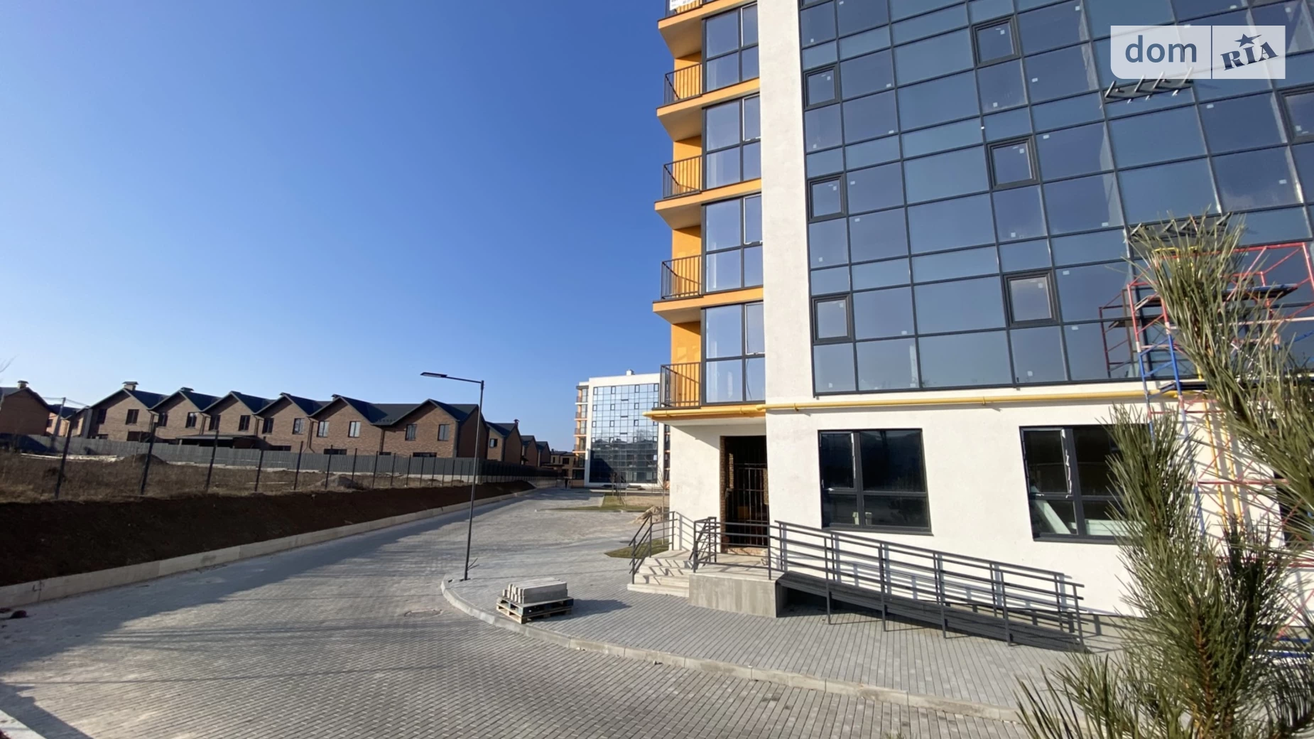 Продается 2-комнатная квартира 63.68 кв. м в Березиной, ул. Радужная, 105 - фото 3