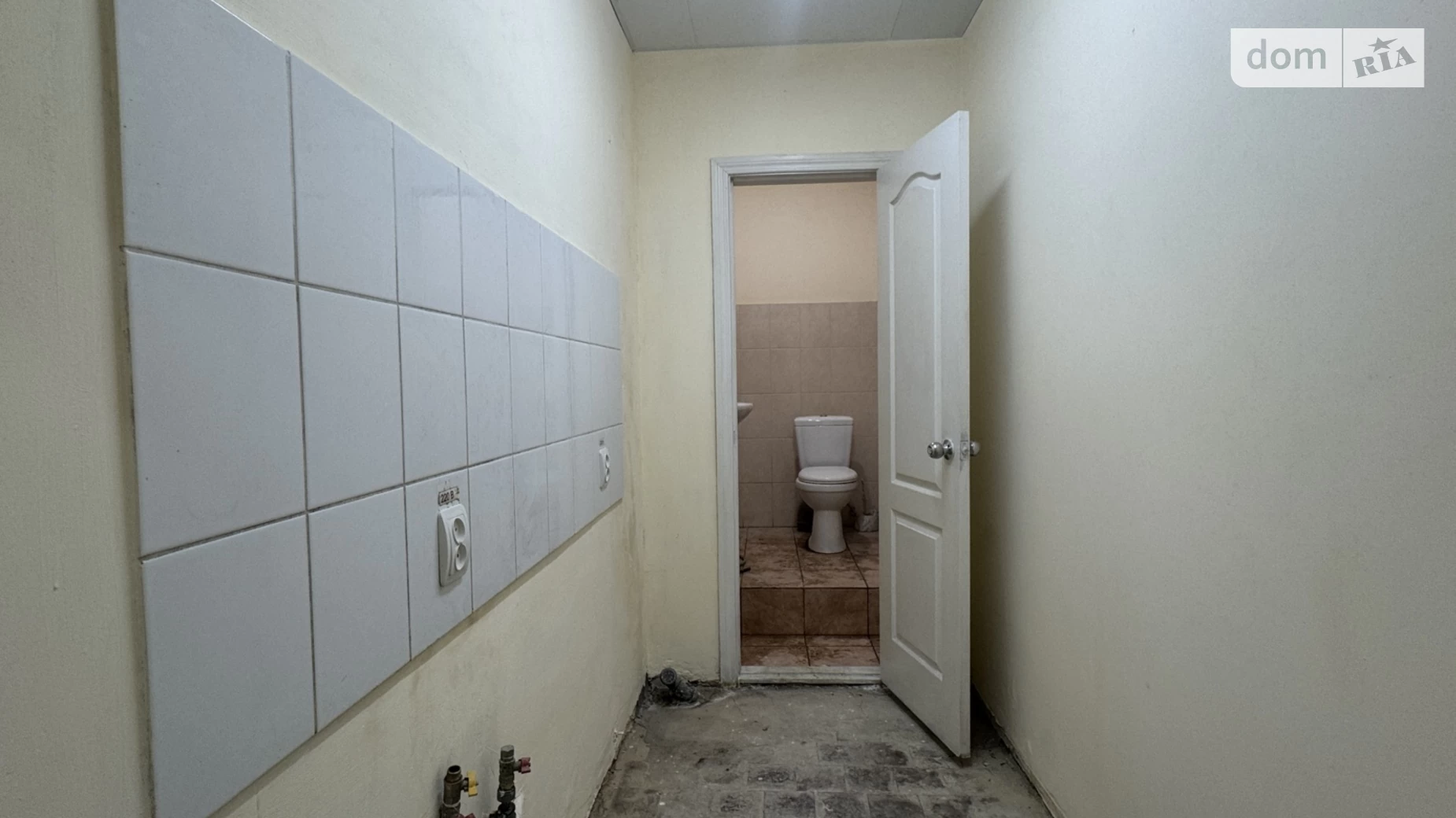 Сдается в аренду офис 215 кв. м в бизнес-центре, цена: 40000 грн - фото 4