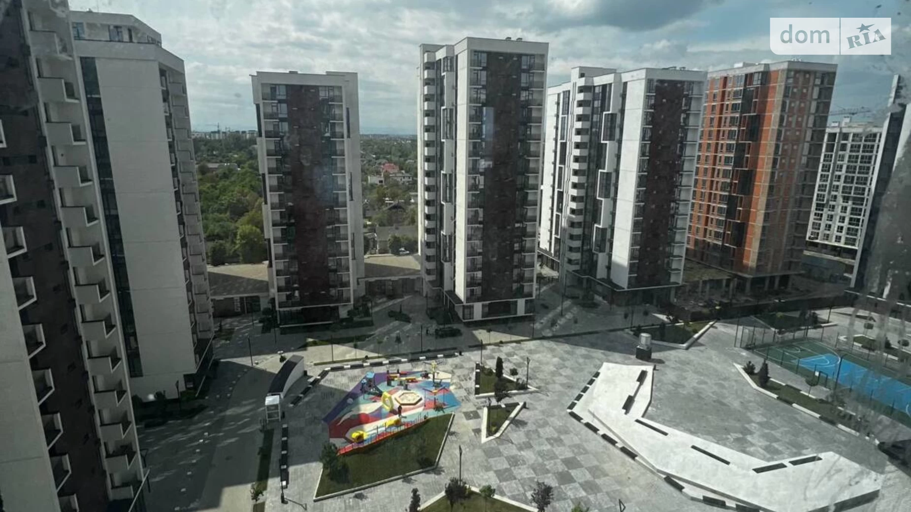 Продается 2-комнатная квартира 73 кв. м в Ивано-Франковске, ул. Ленкавского - фото 4