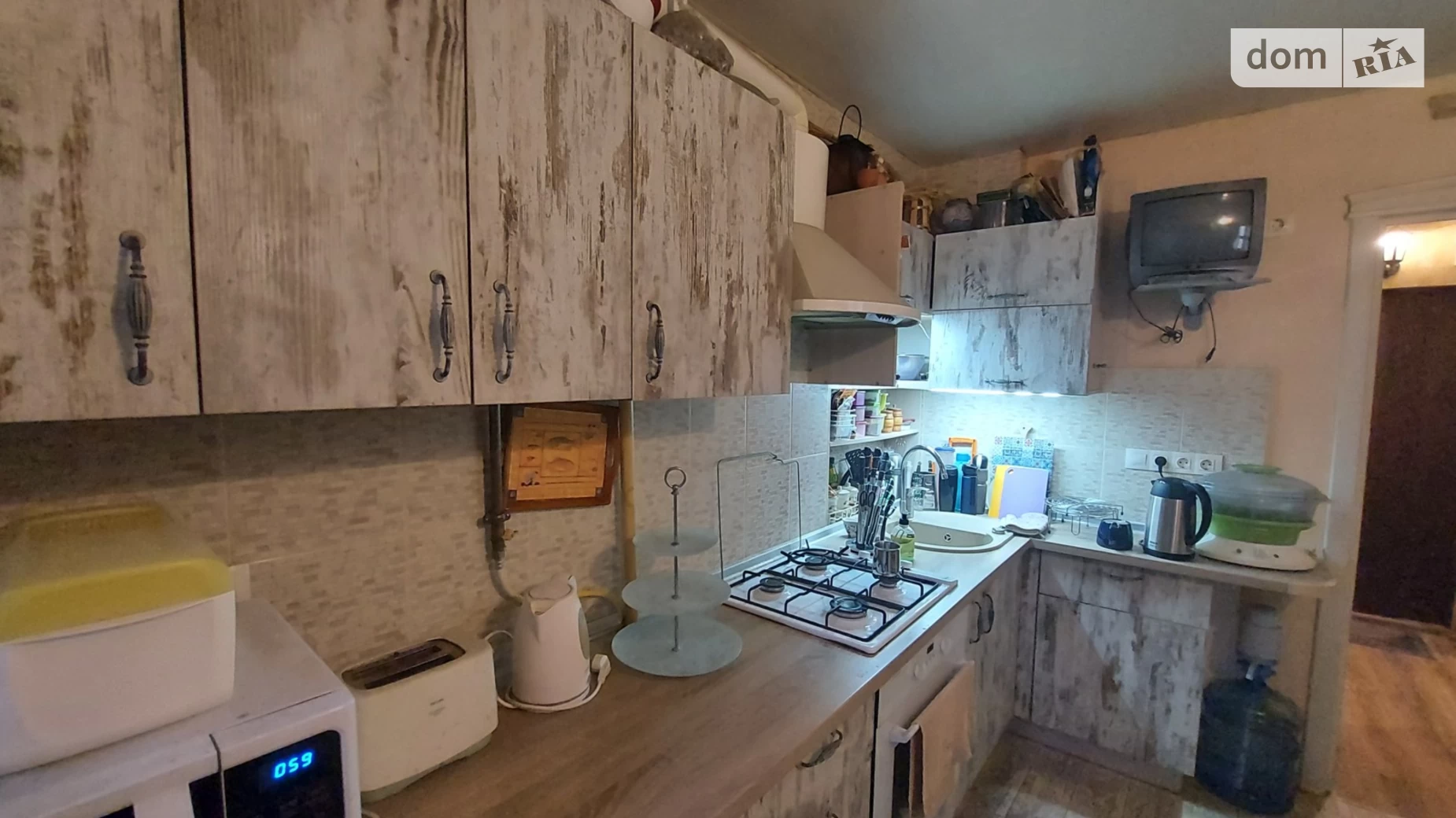 Продается 3-комнатная квартира 64 кв. м в Днепре, мас. Тополь-2 - фото 3
