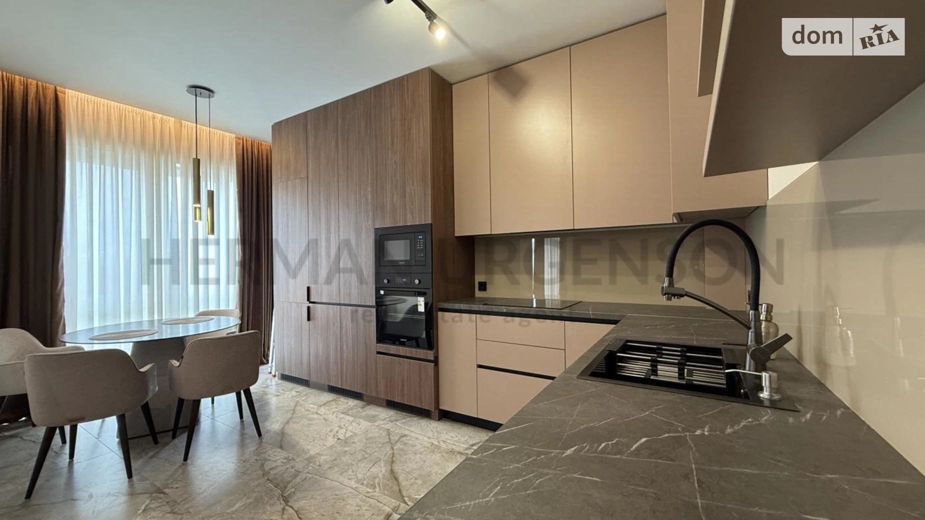 Продается 2-комнатная квартира 65 кв. м в Ужгороде, цена: 152750 $ - фото 3