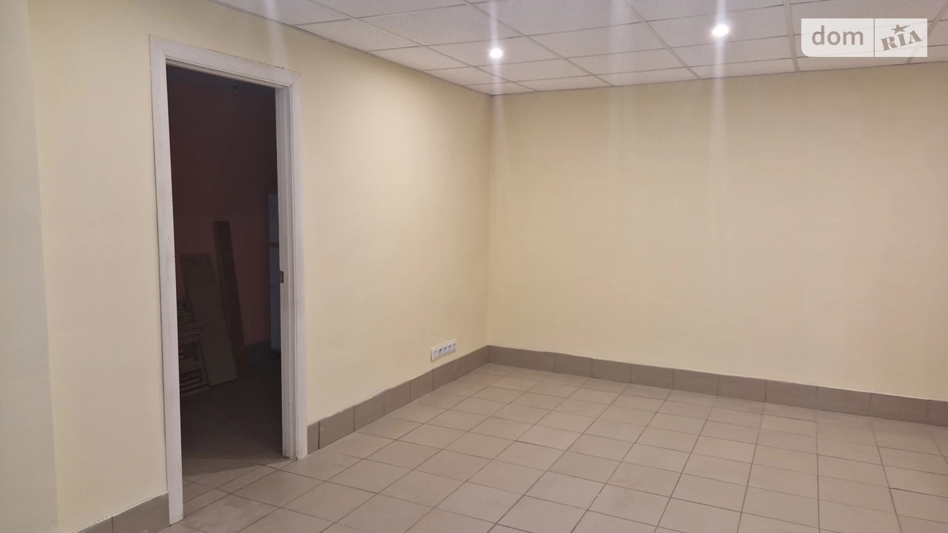 Продається приміщення вільного призначення 33.9 кв. м в 6-поверховій будівлі, цена: 25000 $ - фото 2
