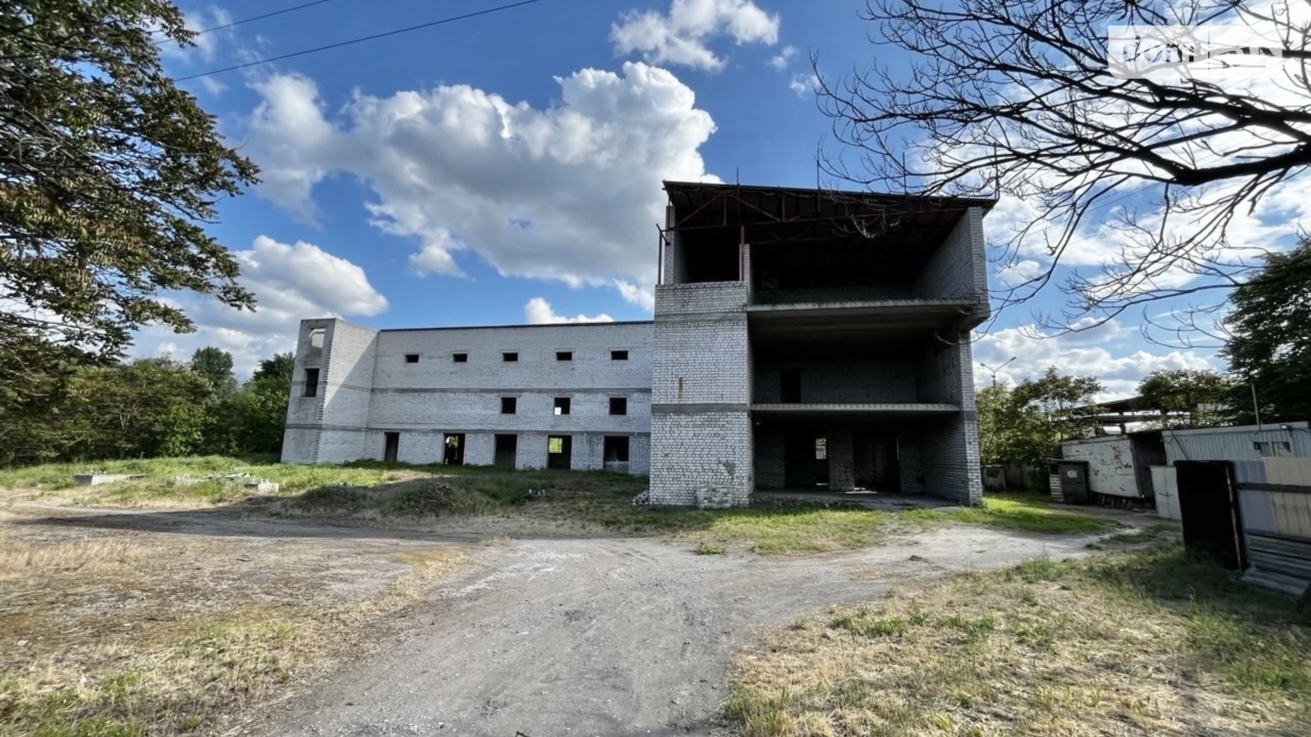 Продается объект сферы услуг 1466 кв. м в 3-этажном здании, цена: 370000 $ - фото 3
