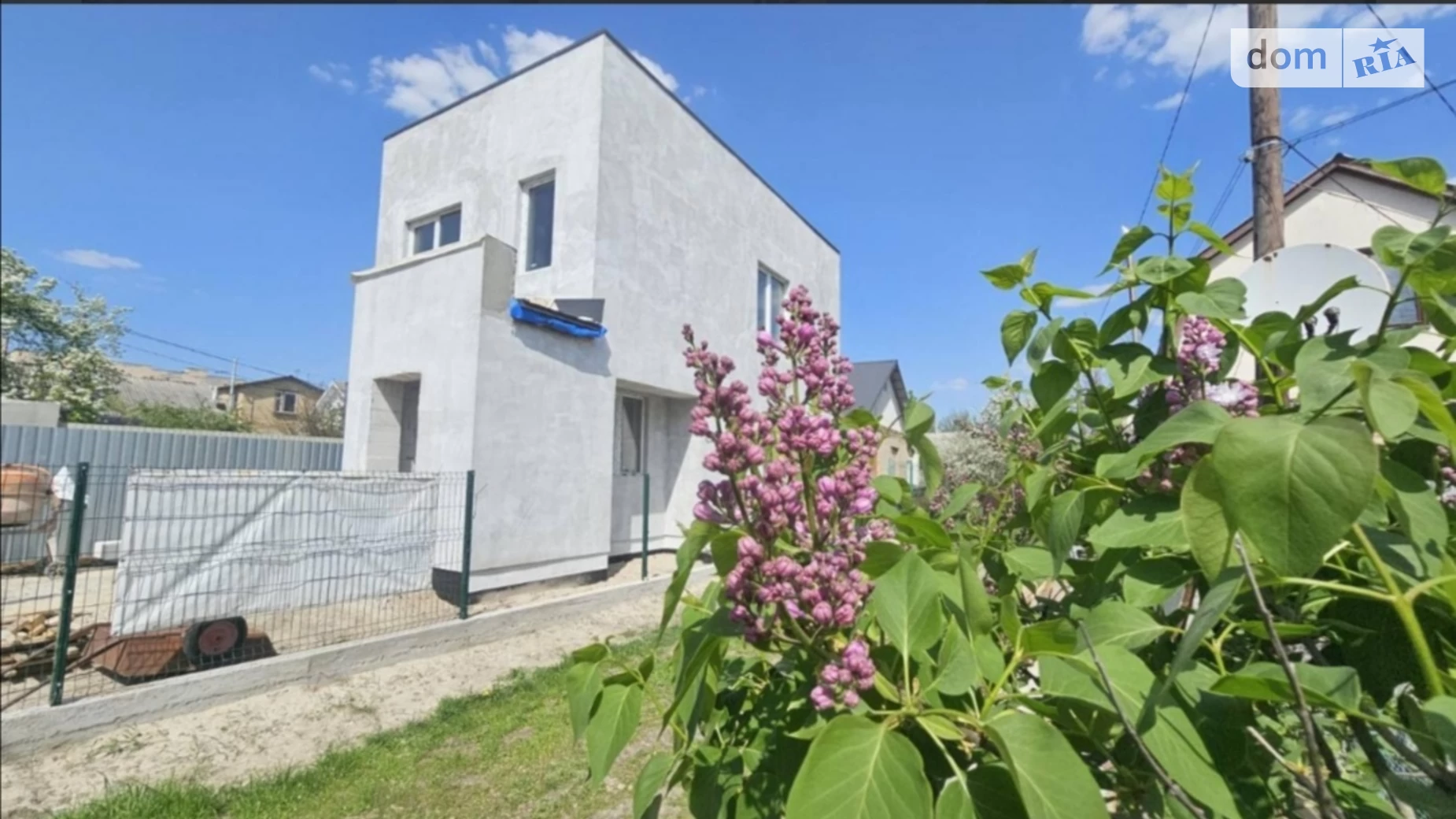 Продается дом на 2 этажа 84 кв. м с гаражом, цена: 68000 $ - фото 2