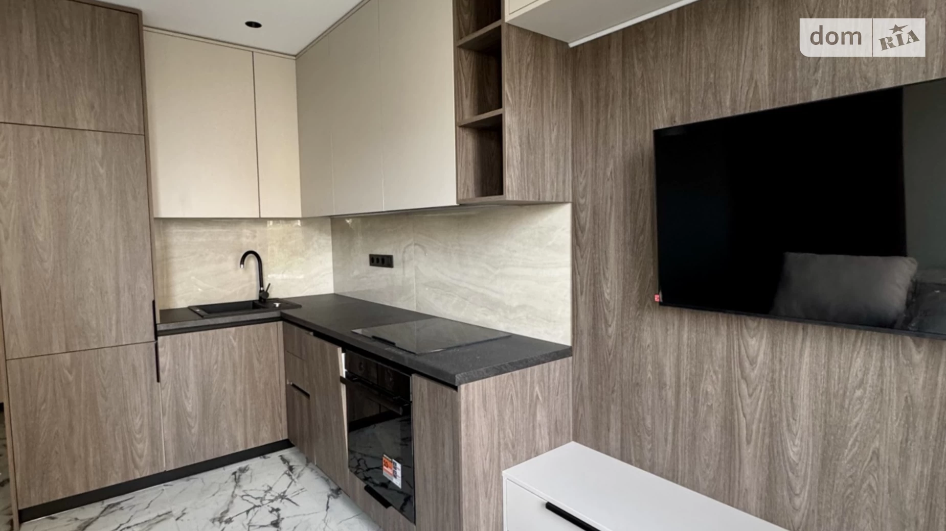 Продається 1-кімнатна квартира 40 кв. м у Ужгороді, цена: 73500 $ - фото 2
