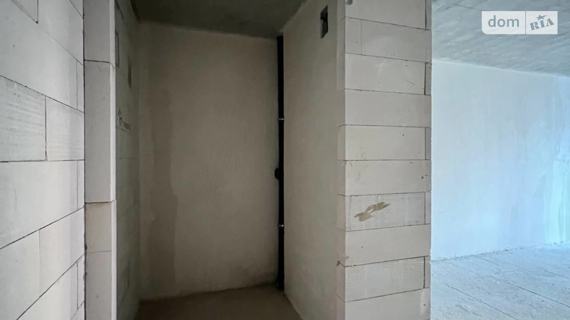 Продается 1-комнатная квартира 41 кв. м в Ивано-Франковске, ул. Хриплинская, 9 - фото 4