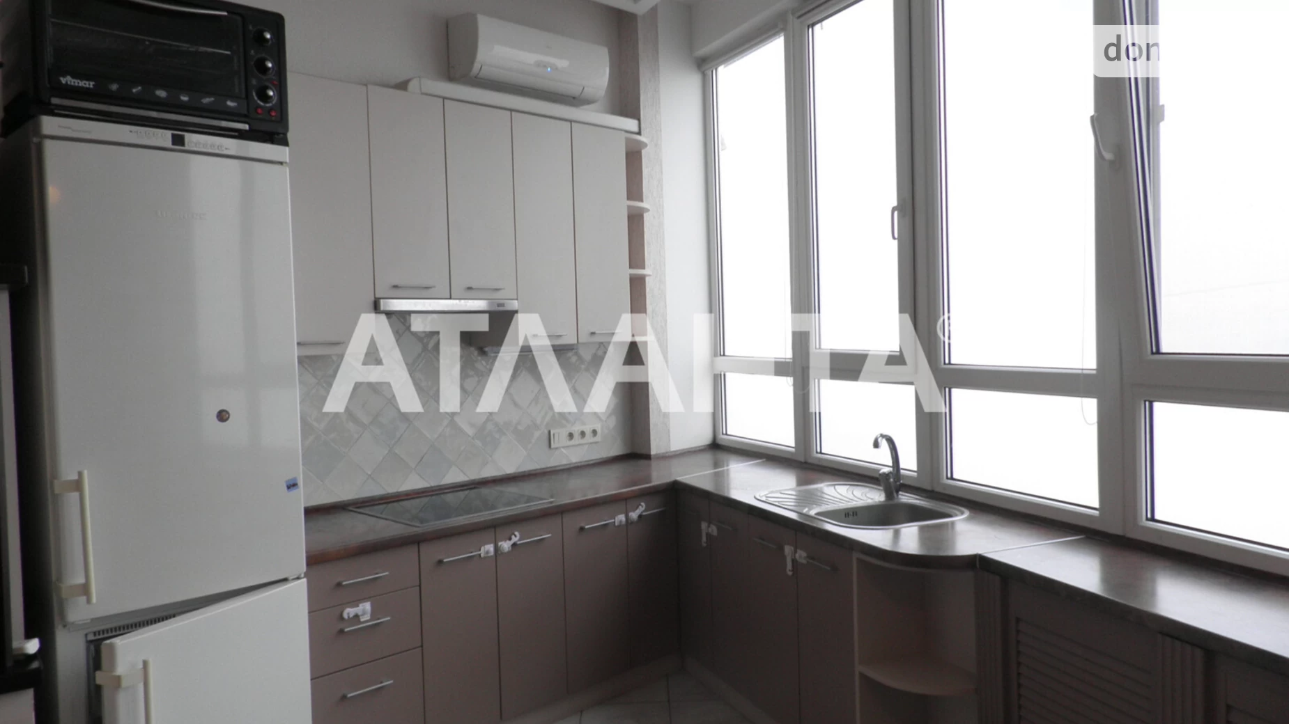 Продается 1-комнатная квартира 57 кв. м в Одессе, ул. Армейская, 11 - фото 2